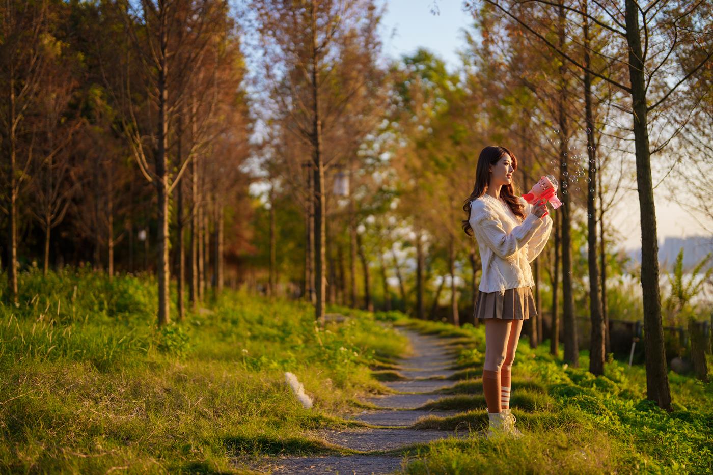 图片[36]-[YITUYU艺图语] 2022.02.03 一叶知秋，秋日水杉树，红色烂漫 滕静 [50P] – 速更版-美库