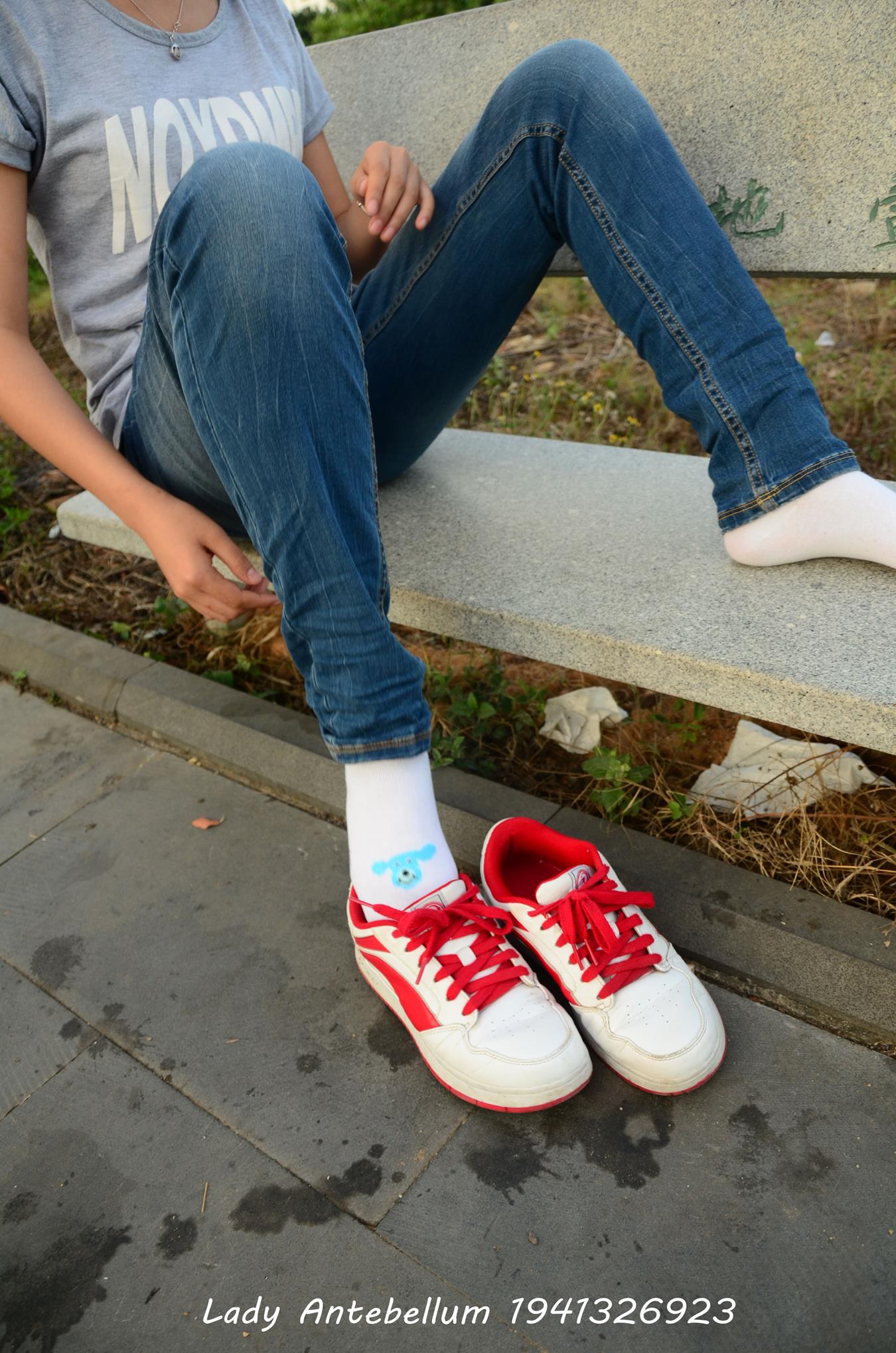 图片[17]-[战前女神] 美腿美足精品摄影套图 028 [74P] – 速更版-美库