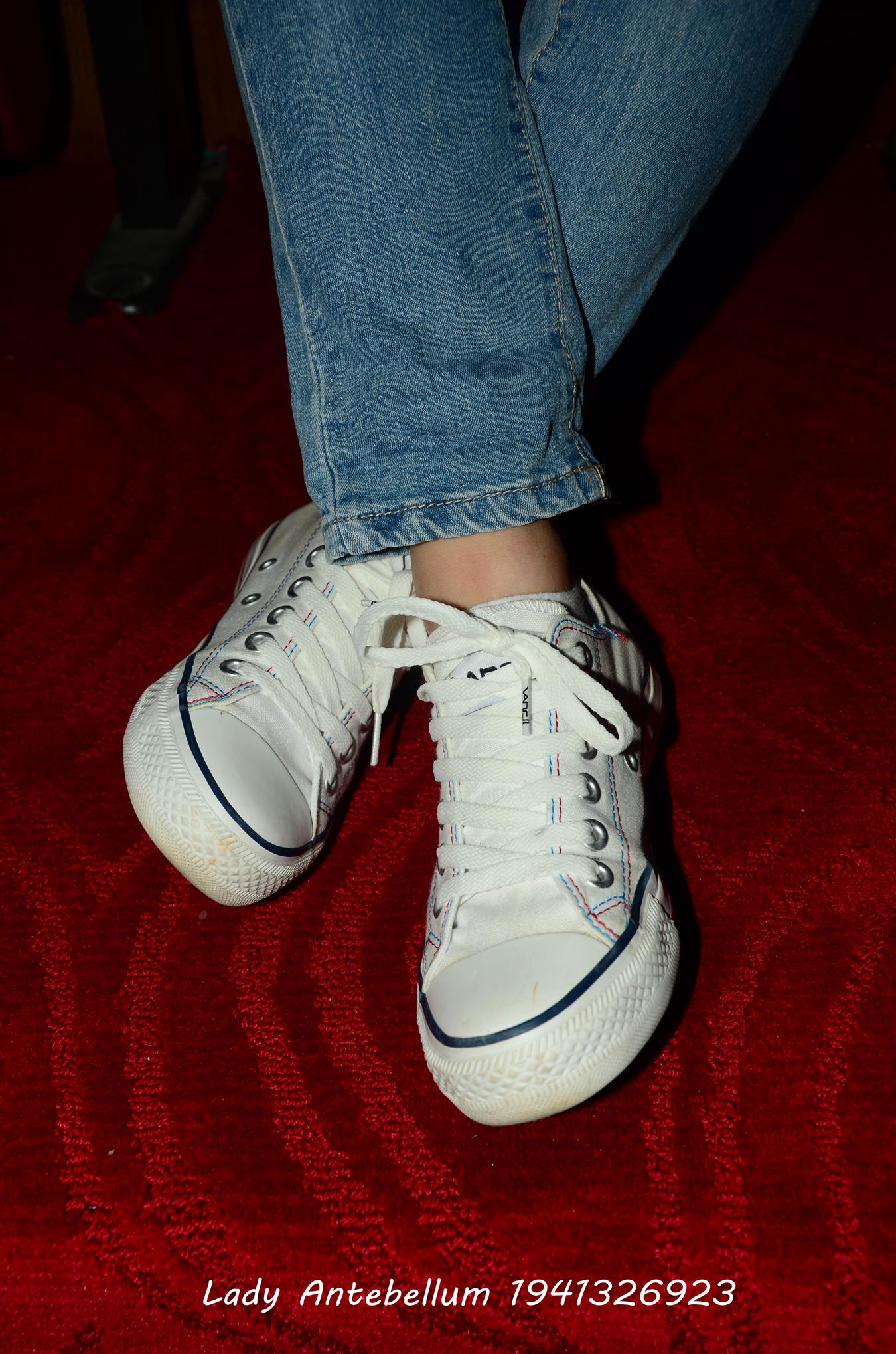 图片[12]-[战前女神] 美腿美足精品摄影套图 029 (1) [84P] – 速更版-美库