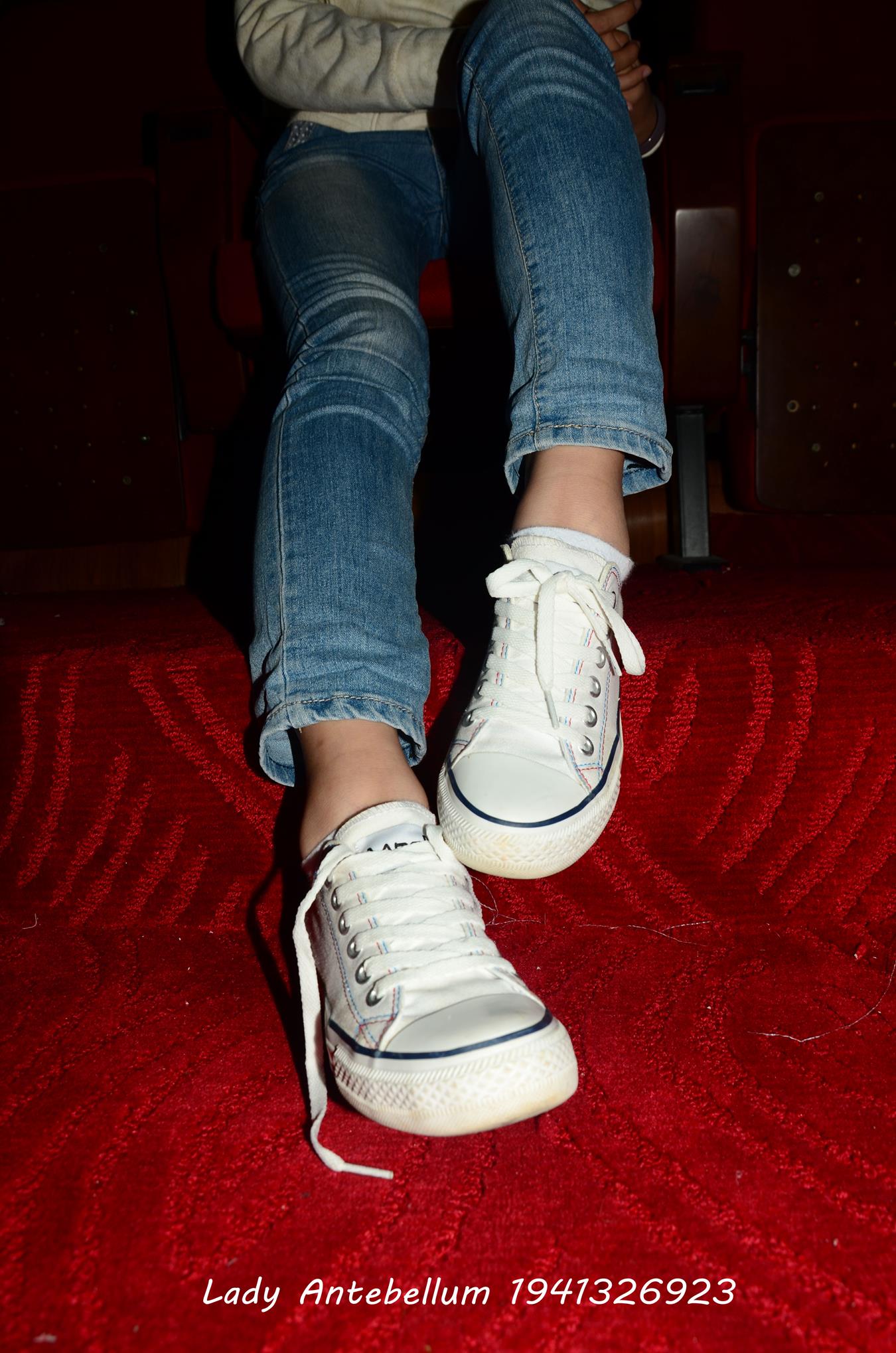 图片[19]-[战前女神] 美腿美足精品摄影套图 029 (1) [84P] – 速更版-美库