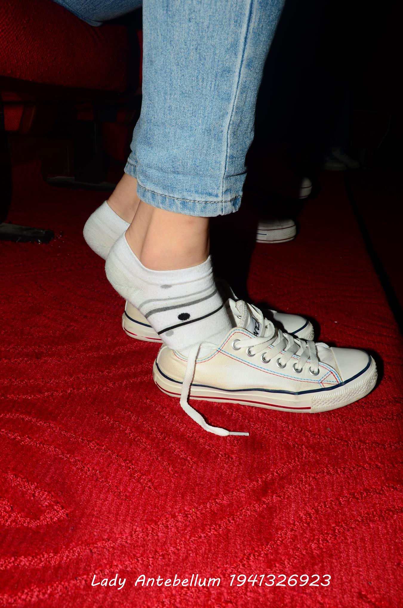 图片[36]-[战前女神] 美腿美足精品摄影套图 029 (1) [84P] – 速更版-美库