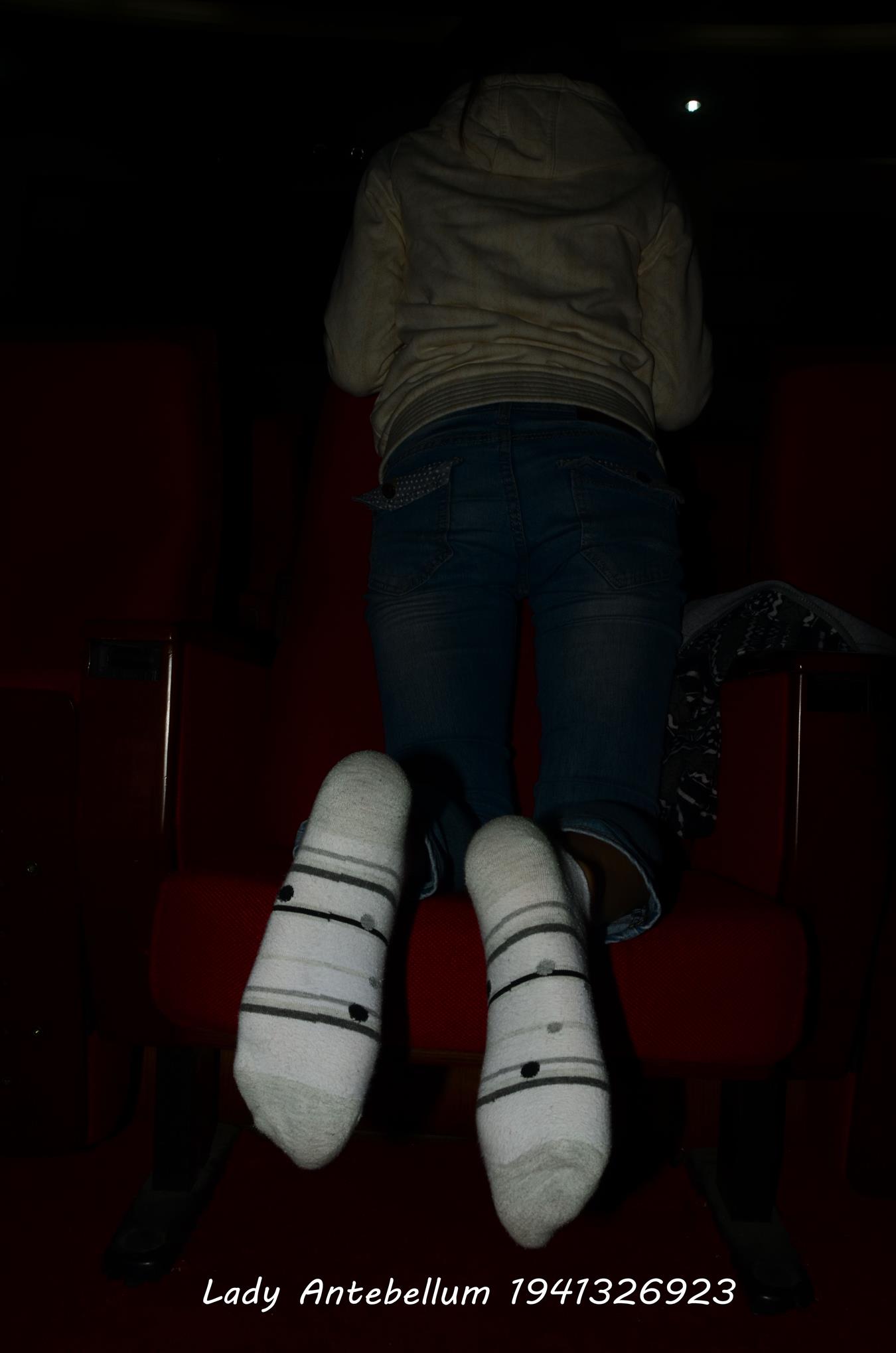 图片[17]-[战前女神] 美腿美足精品摄影套图 029 (2) [83P] – 速更版-美库