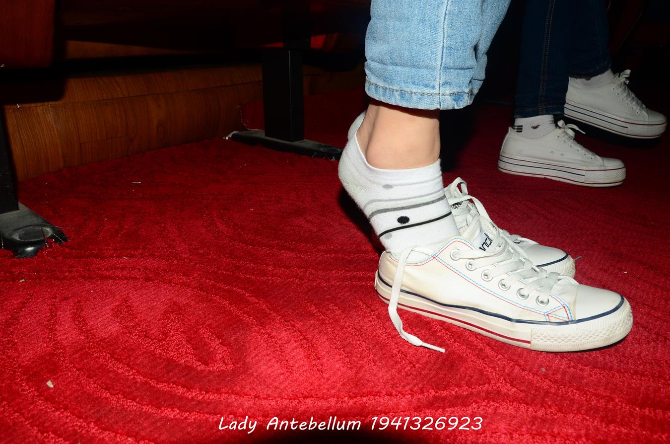 图片[37]-[战前女神] 美腿美足精品摄影套图 029 (1) [84P] – 速更版-美库