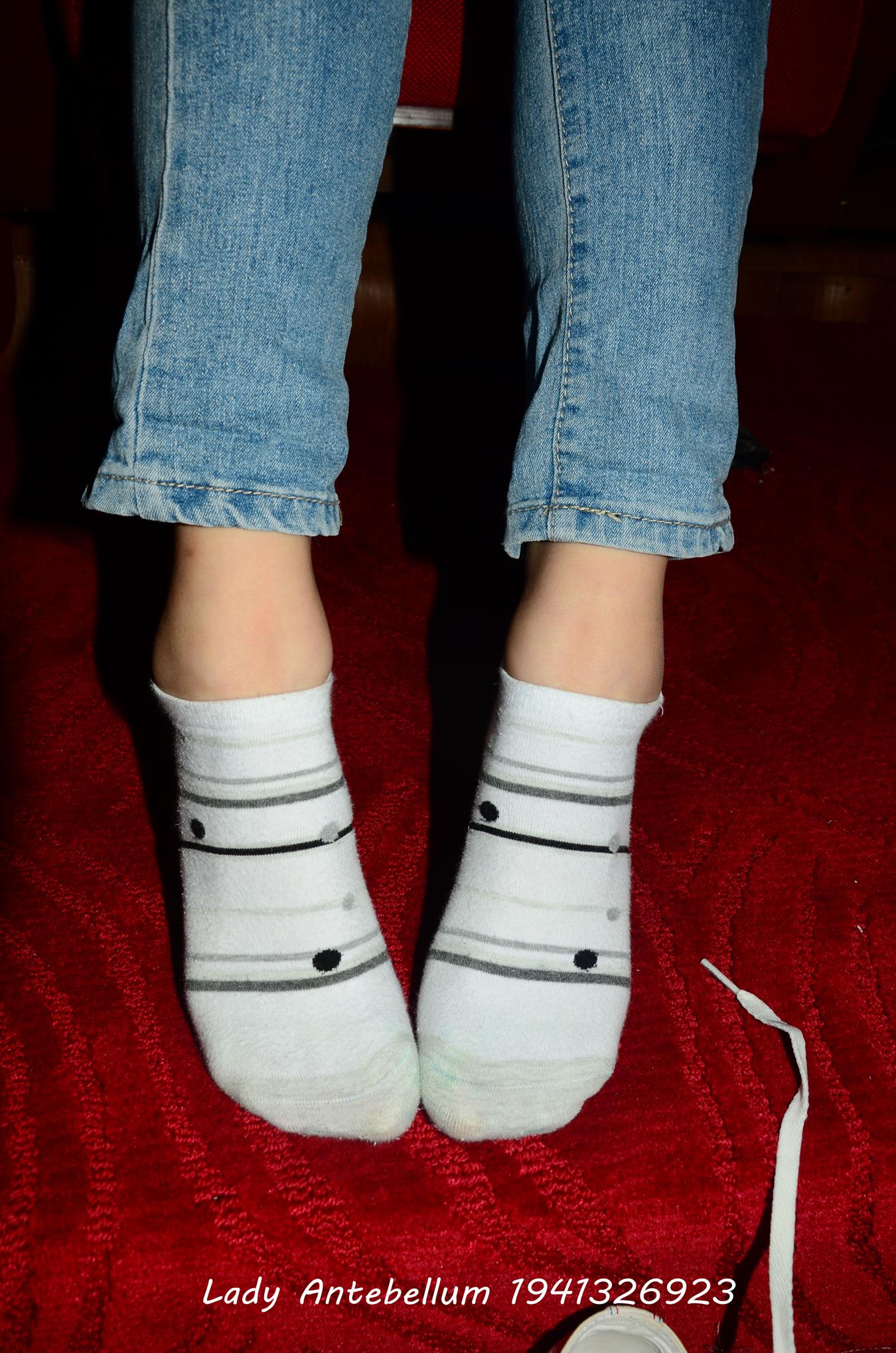 图片[50]-[战前女神] 美腿美足精品摄影套图 029 (1) [84P] – 速更版-美库