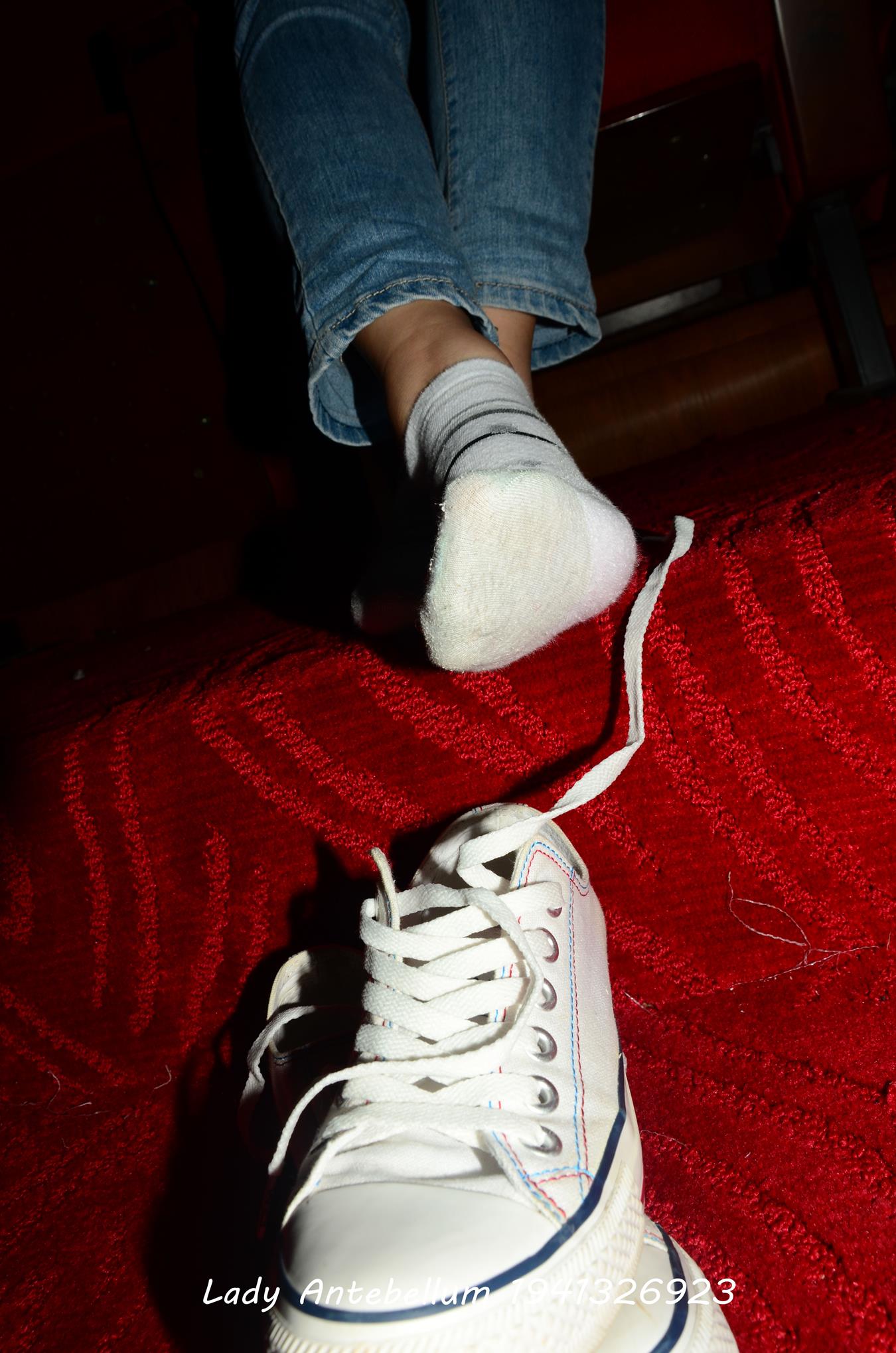 图片[52]-[战前女神] 美腿美足精品摄影套图 029 (1) [84P] – 速更版-美库