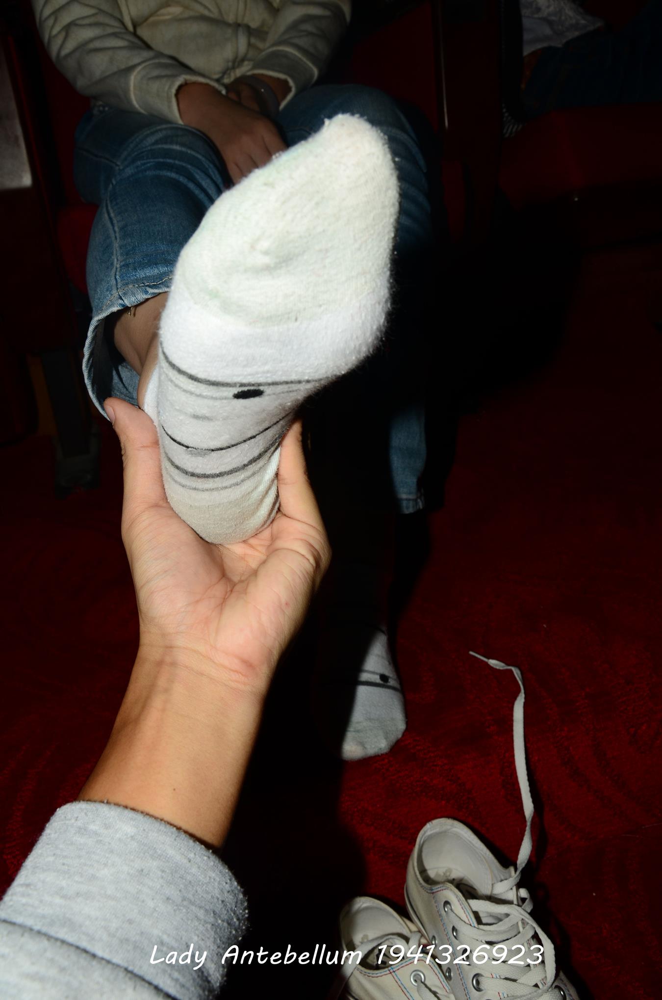 图片[56]-[战前女神] 美腿美足精品摄影套图 029 (1) [84P] – 速更版-美库