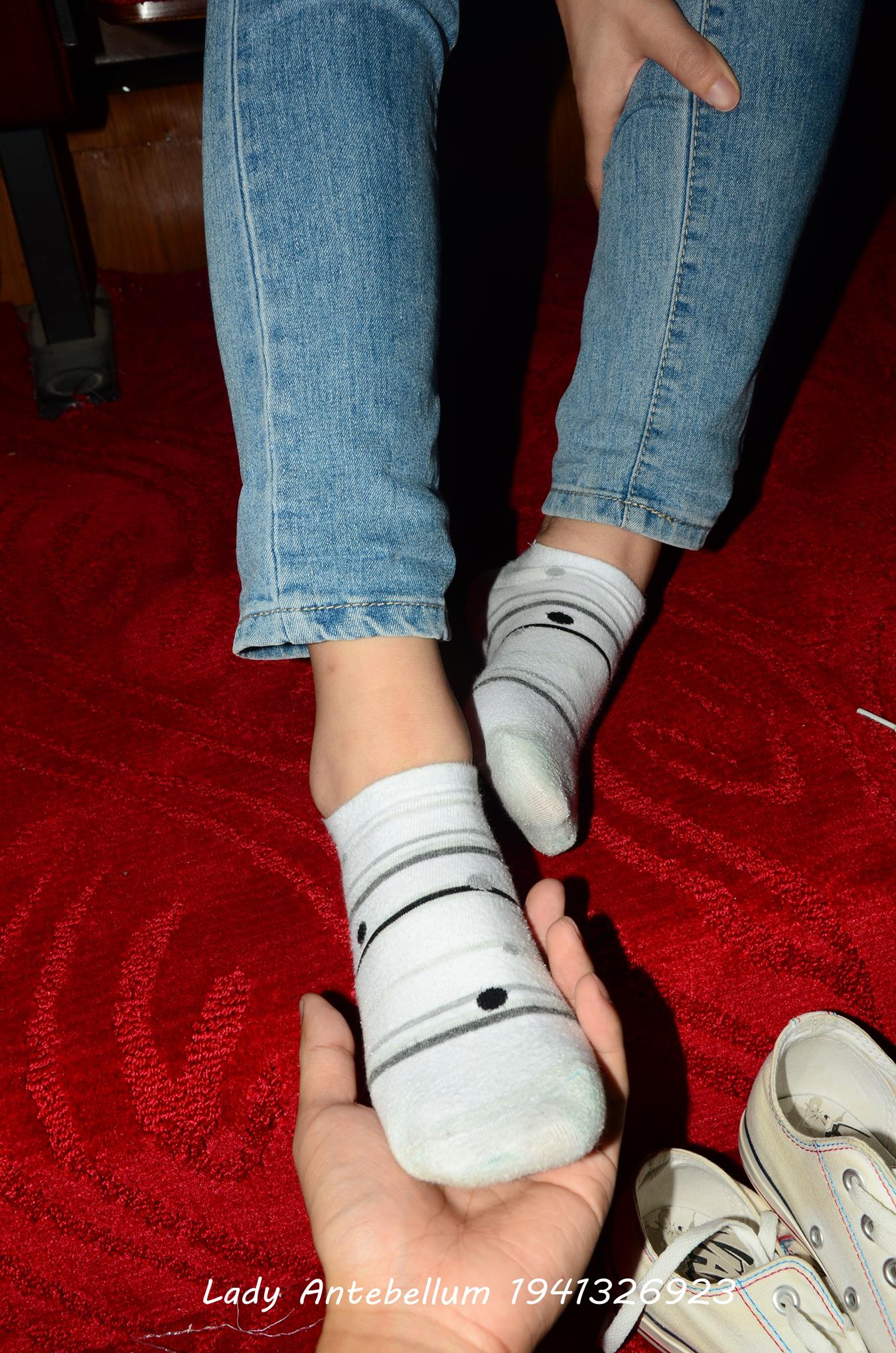 图片[64]-[战前女神] 美腿美足精品摄影套图 029 (1) [84P] – 速更版-美库