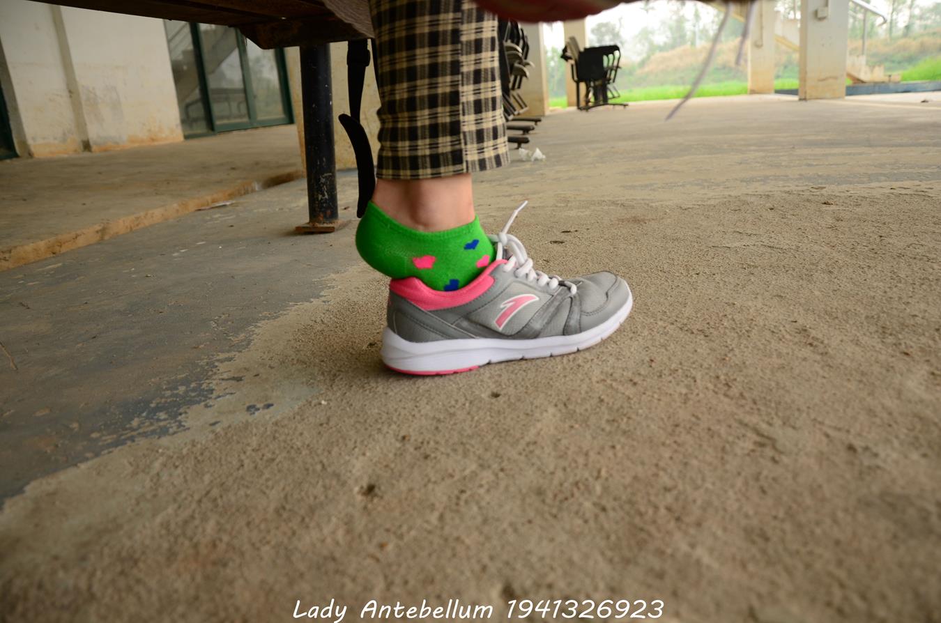 图片[21]-[战前女神] 美腿美足精品摄影套图 030 [117P] – 速更版-美库