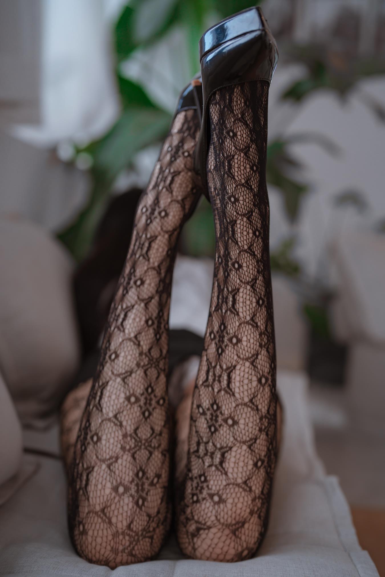 图片[17]-轩萧学姐  提花裤袜 [79P] – 速更版-美库