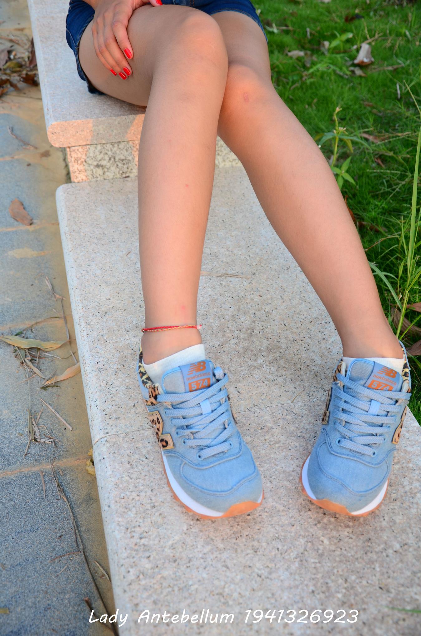 图片[22]-[战前女神] 美腿美足精品摄影套图 032 (1) [64P] – 速更版-美库