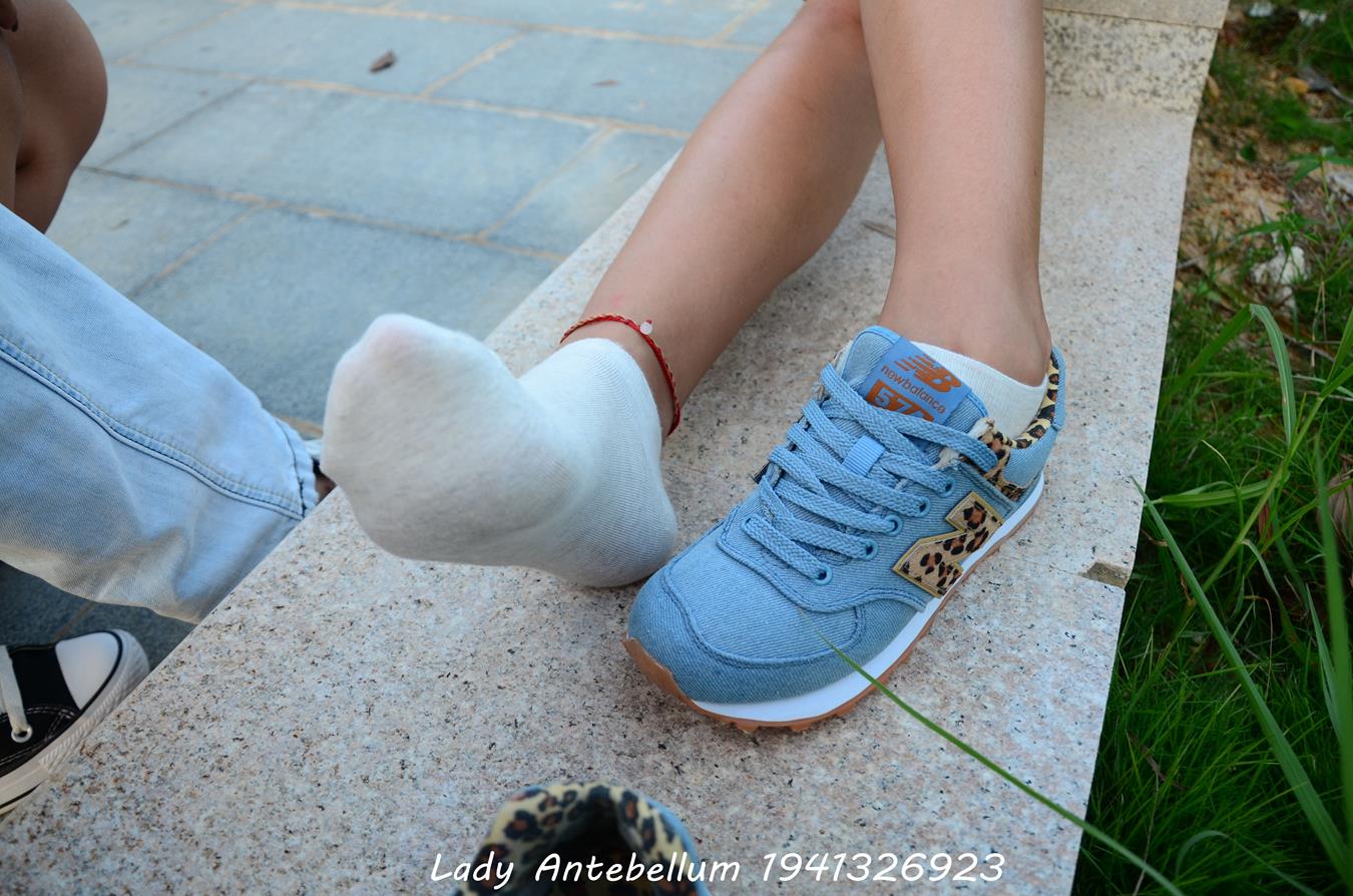 图片[22]-[战前女神] 美腿美足精品摄影套图 032 (2) [55P] – 速更版-美库