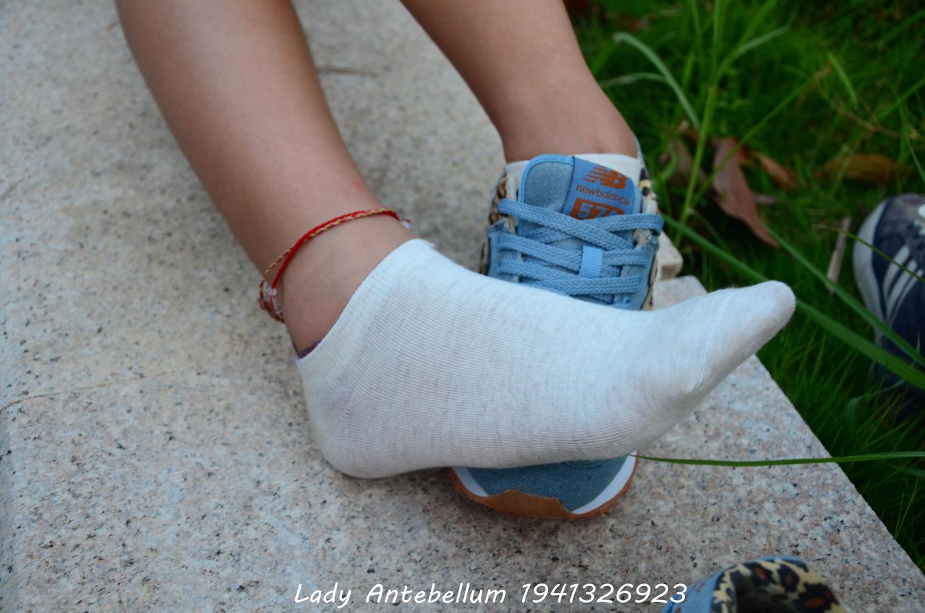 图片[25]-[战前女神] 美腿美足精品摄影套图 032 (2) [55P] – 速更版-美库