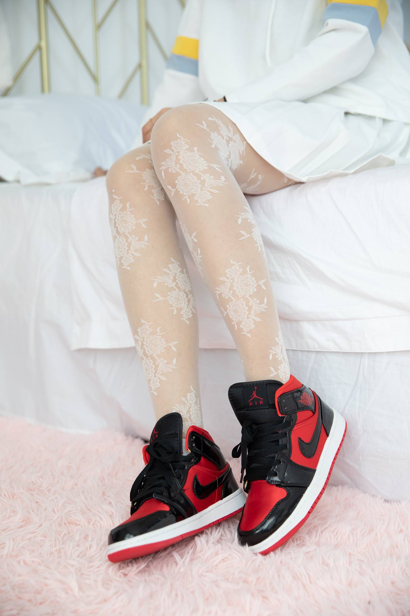 图片[35]-物恋传媒 NO.670 elise-一刻芳华 (1) [84P] – 速更版-美库