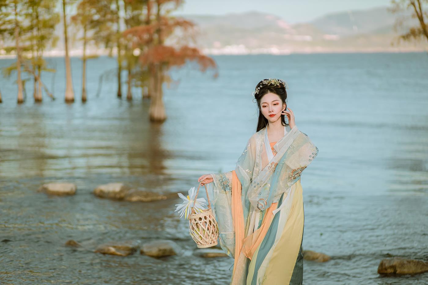 图片[23]-[YITUYU艺图语] 2022.02.05 玉肌伴轻风 阿兰 [24P] – 速更版-美库