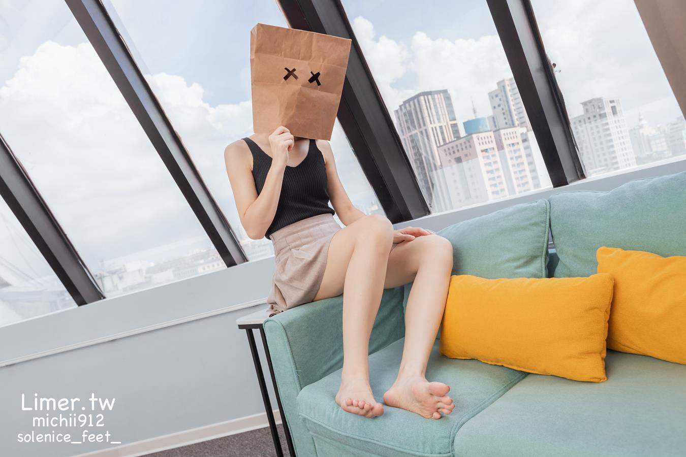 图片[19]-Limerence原创 NO.013 Michii神秘纸袋女孩的裸足大解放 (1)[83P] – 速更版-美库