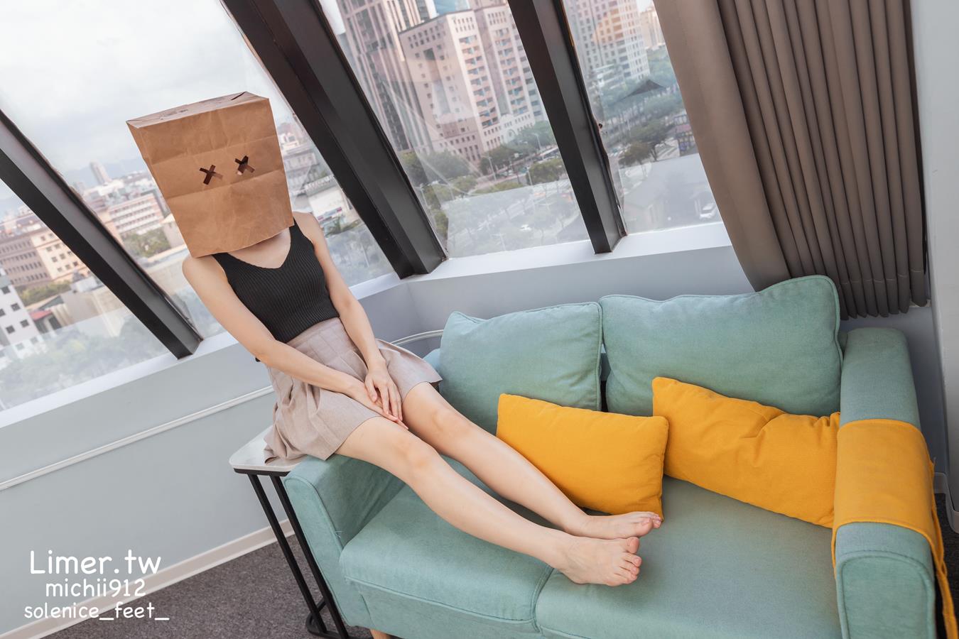 图片[20]-Limerence原创 NO.013 Michii神秘纸袋女孩的裸足大解放 (1)[83P] – 速更版-美库