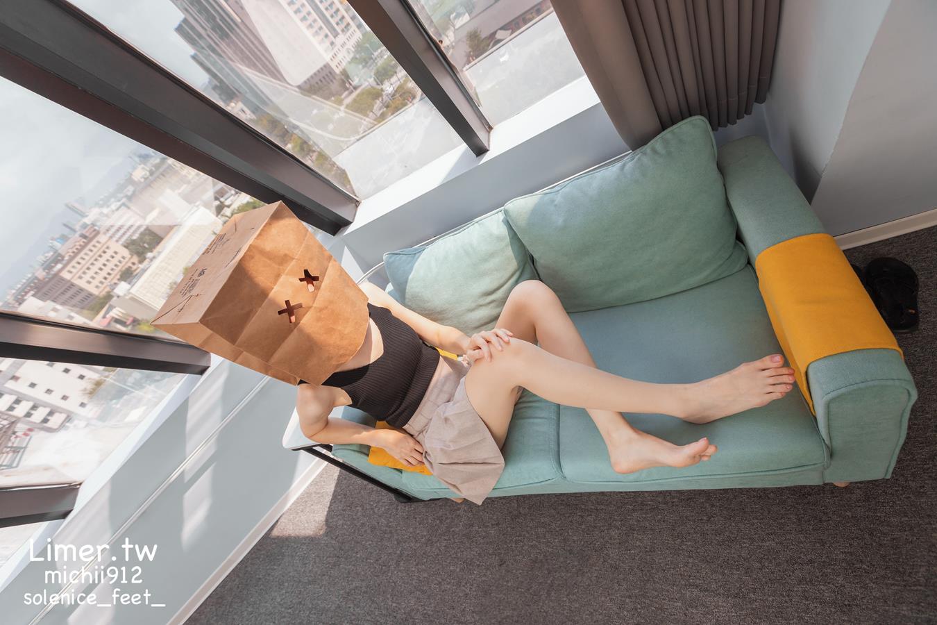 图片[55]-Limerence原创 NO.013 Michii神秘纸袋女孩的裸足大解放 (1)[83P] – 速更版-美库