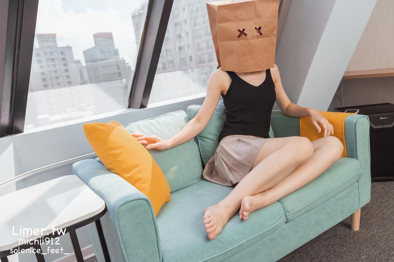 图片[74]-Limerence原创 NO.013 Michii神秘纸袋女孩的裸足大解放 (1)[83P] – 速更版-美库