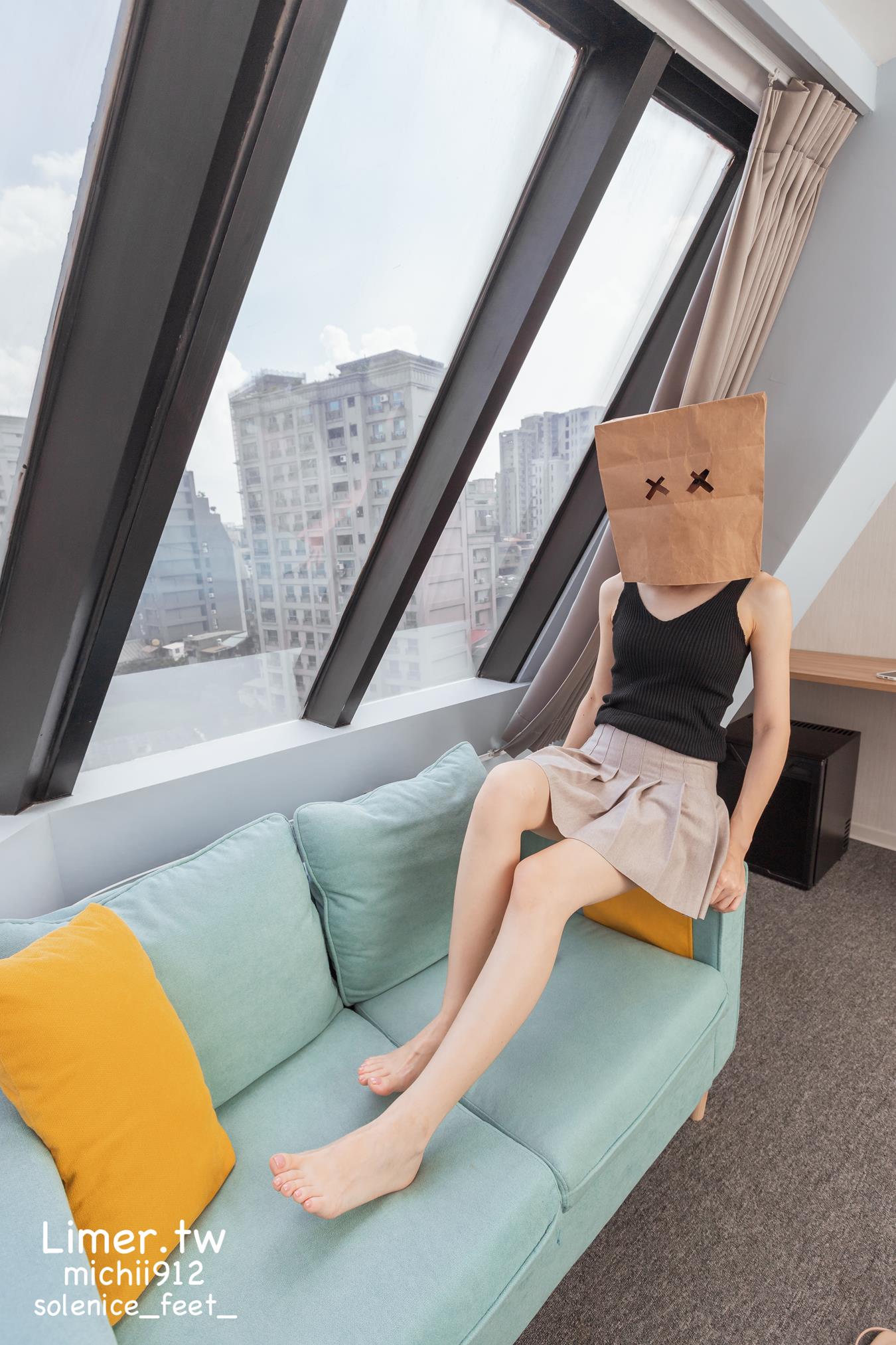 图片[46]-Limerence原创 NO.013 Michii神秘纸袋女孩的裸足大解放 (2)[86P] – 速更版-美库