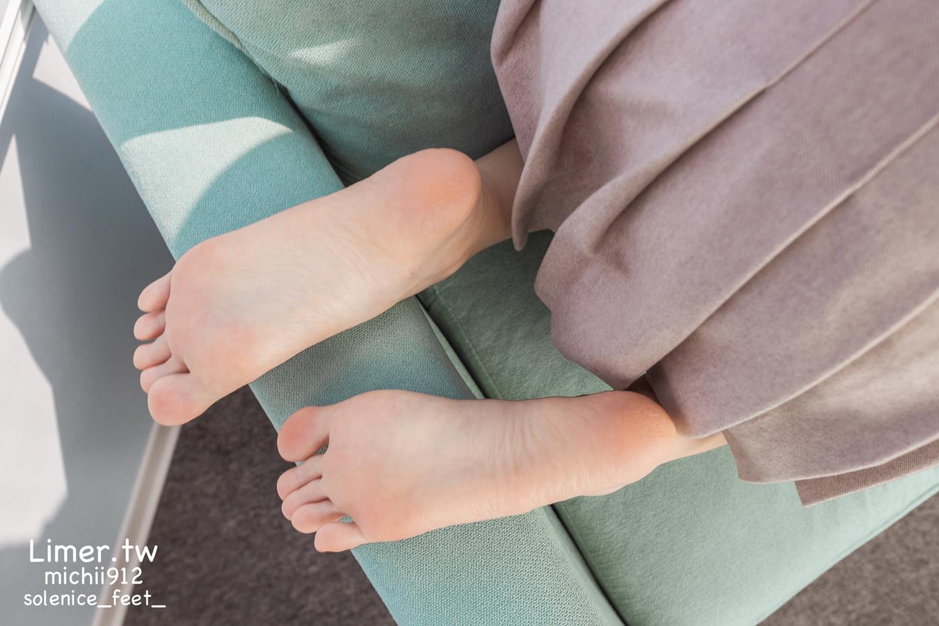 图片[73]-Limerence原创 NO.013 Michii神秘纸袋女孩的裸足大解放 (2)[86P] – 速更版-美库