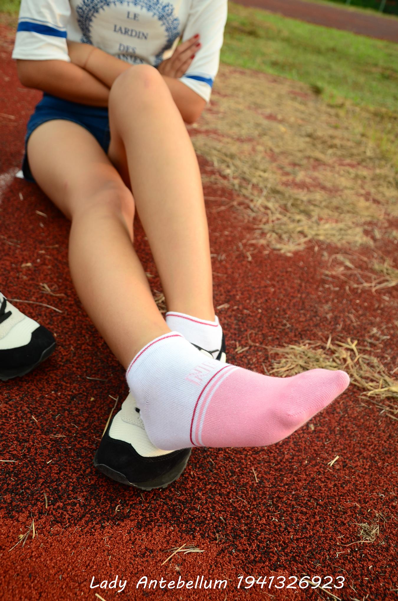 图片[10]-[战前女神] 美腿美足精品摄影套图 035 [91P] – 速更版-美库