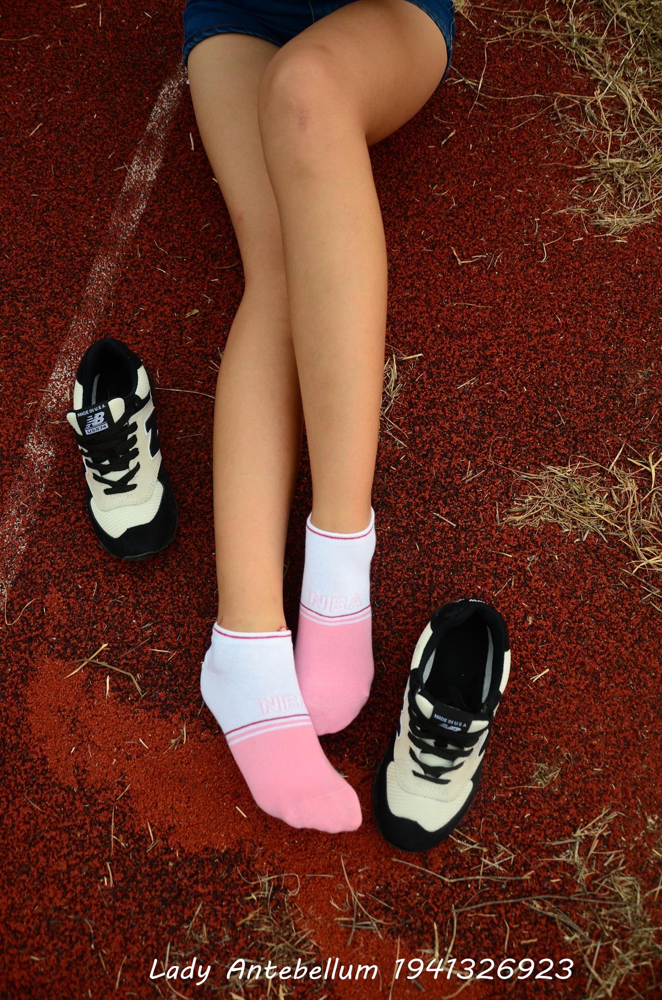 图片[33]-[战前女神] 美腿美足精品摄影套图 035 [91P] – 速更版-美库