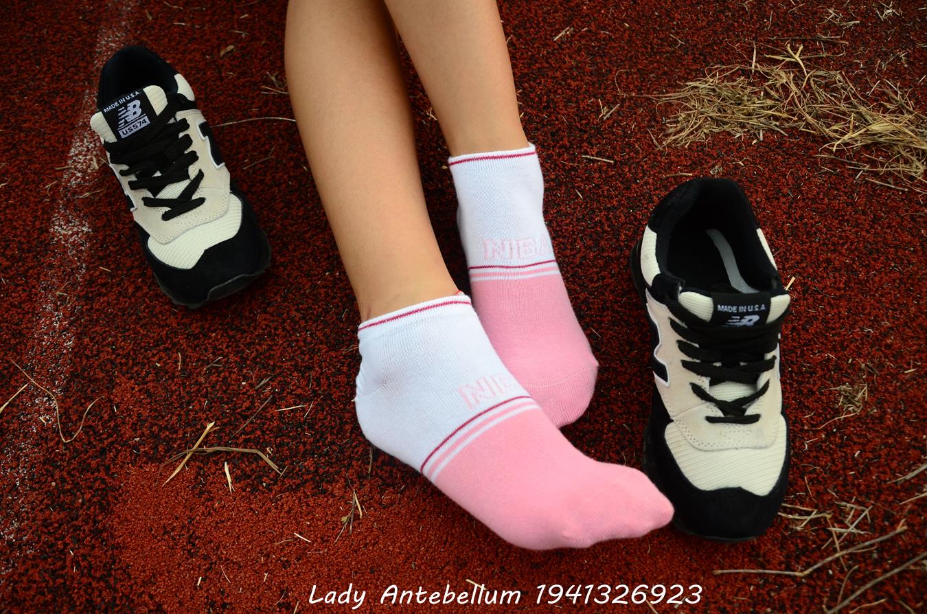 图片[34]-[战前女神] 美腿美足精品摄影套图 035 [91P] – 速更版-美库