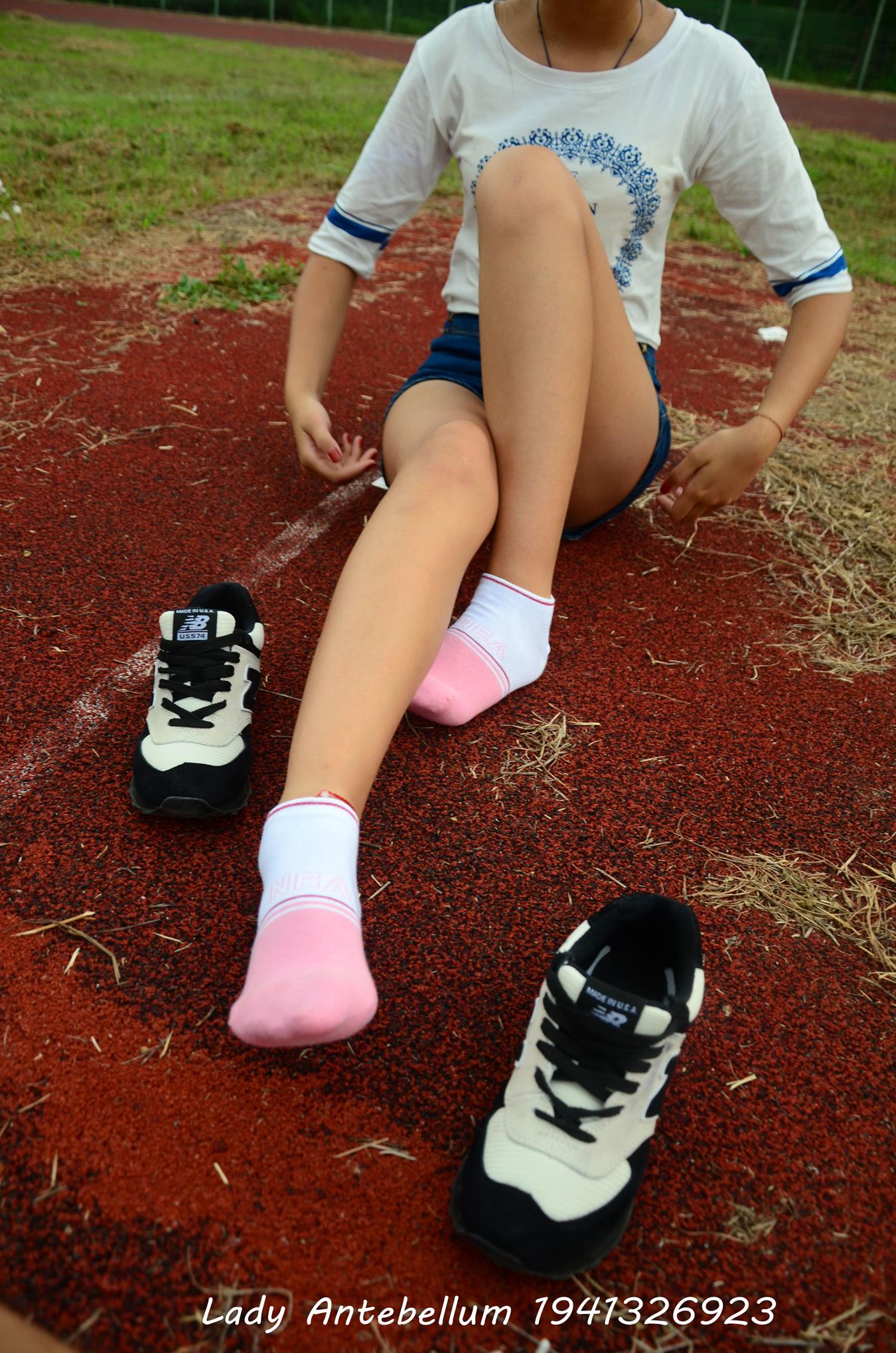 图片[42]-[战前女神] 美腿美足精品摄影套图 035 [91P] – 速更版-美库