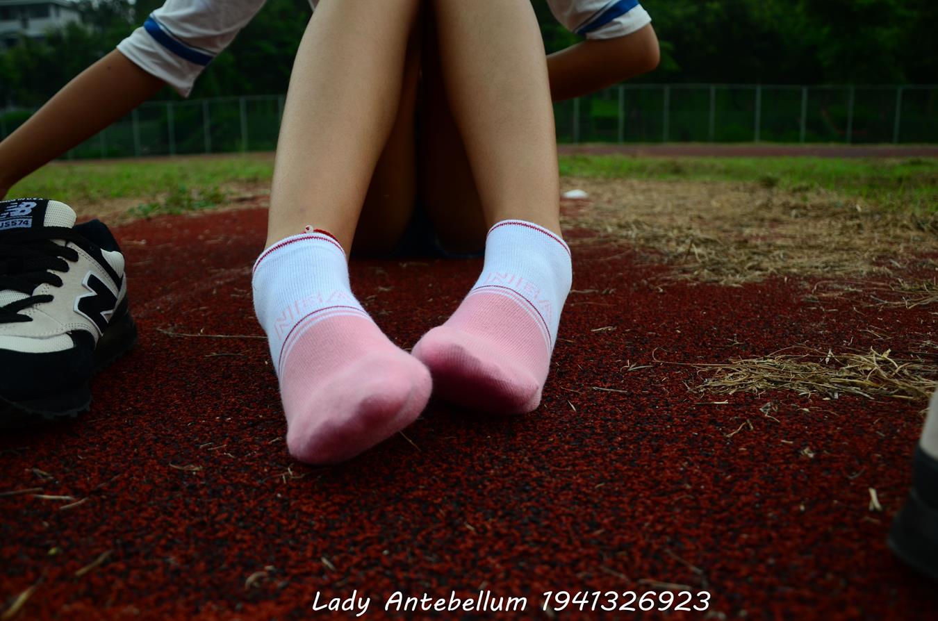 图片[65]-[战前女神] 美腿美足精品摄影套图 035 [91P] – 速更版-美库