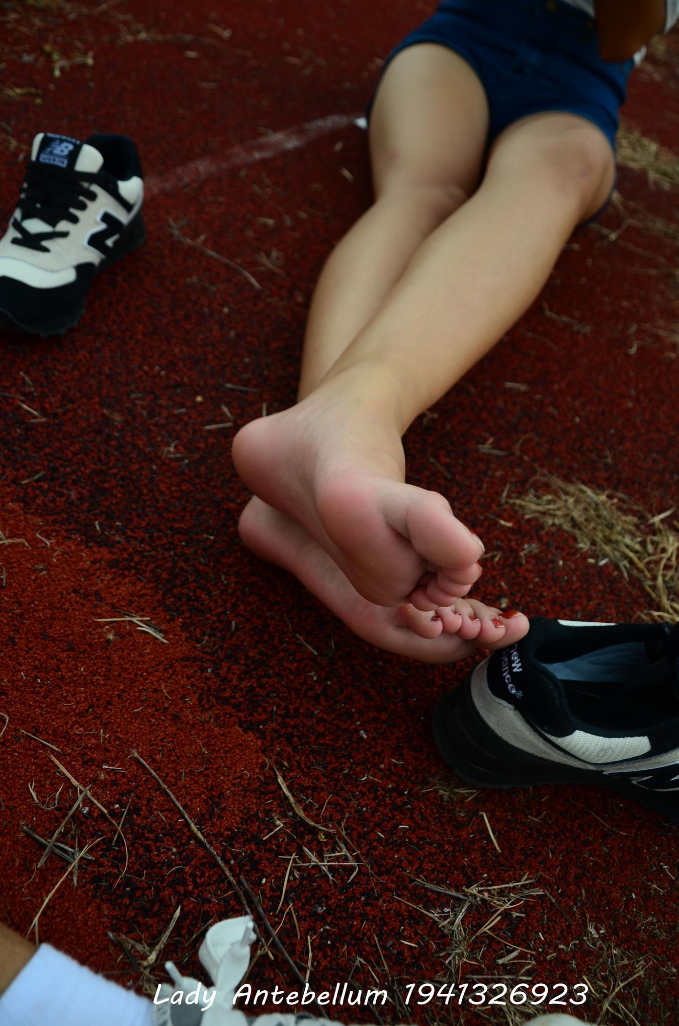 图片[77]-[战前女神] 美腿美足精品摄影套图 035 [91P] – 速更版-美库