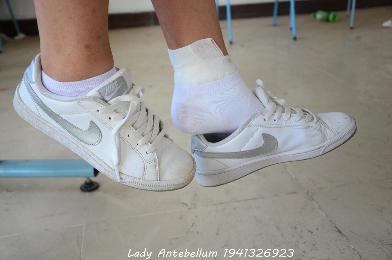 图片[50]-[战前女神] 美腿美足精品摄影套图 036 [73P] – 速更版-美库