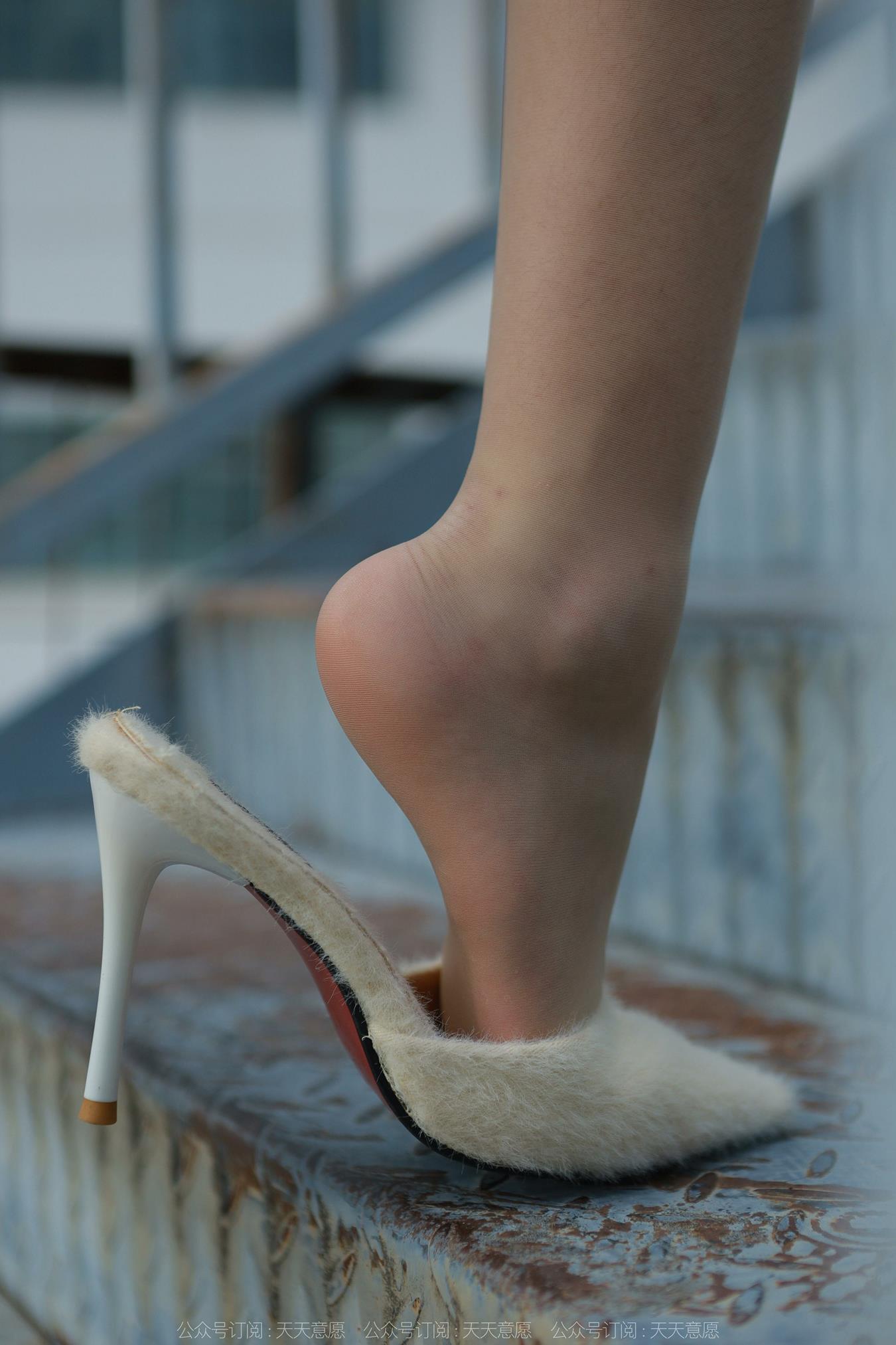 图片[10]-[IESS异思趣向] 耽丝 220915新人红龙 [77P] – 速更版-美库