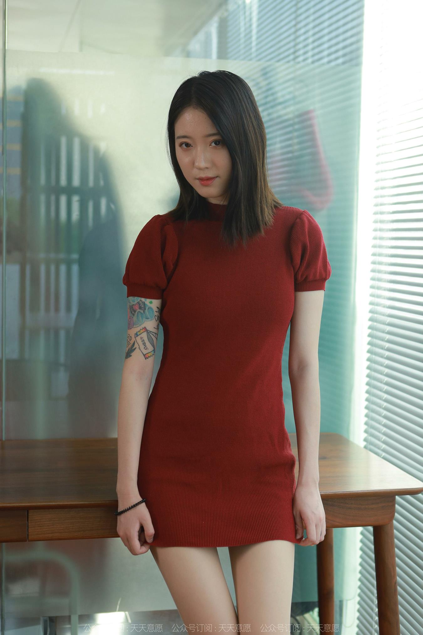 图片[61]-[IESS异思趣向] 耽丝 220915新人红龙 [77P] – 速更版-美库