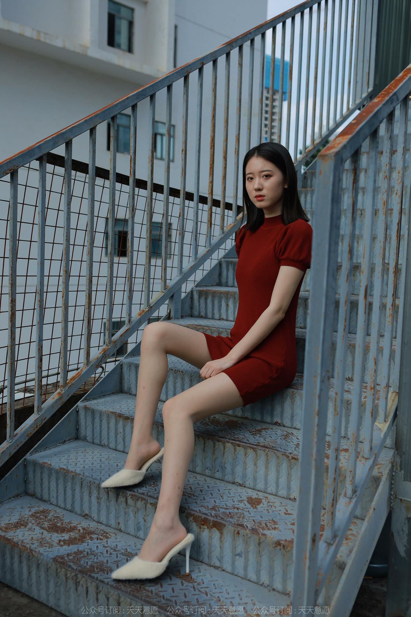 图片[66]-[IESS异思趣向] 耽丝 220915新人红龙 [77P] – 速更版-美库