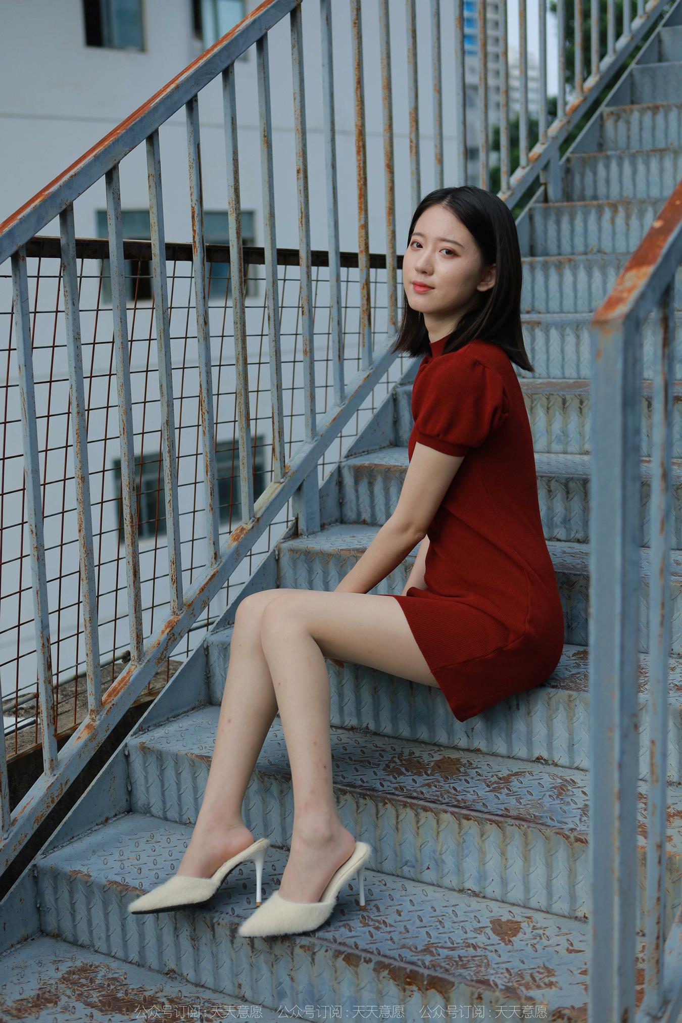 图片[71]-[IESS异思趣向] 耽丝 220915新人红龙 [77P] – 速更版-美库