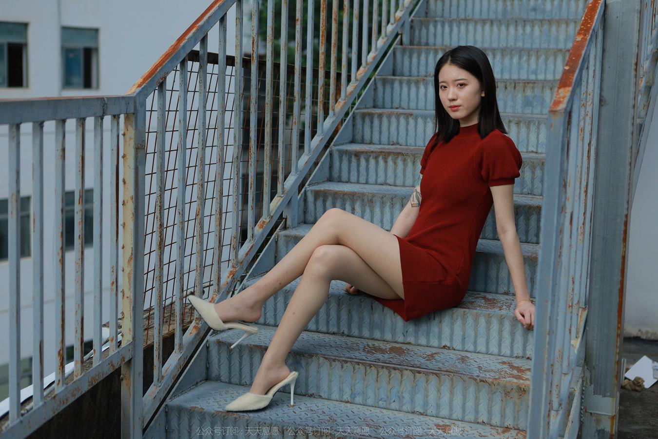 图片[72]-[IESS异思趣向] 耽丝 220915新人红龙 [77P] – 速更版-美库