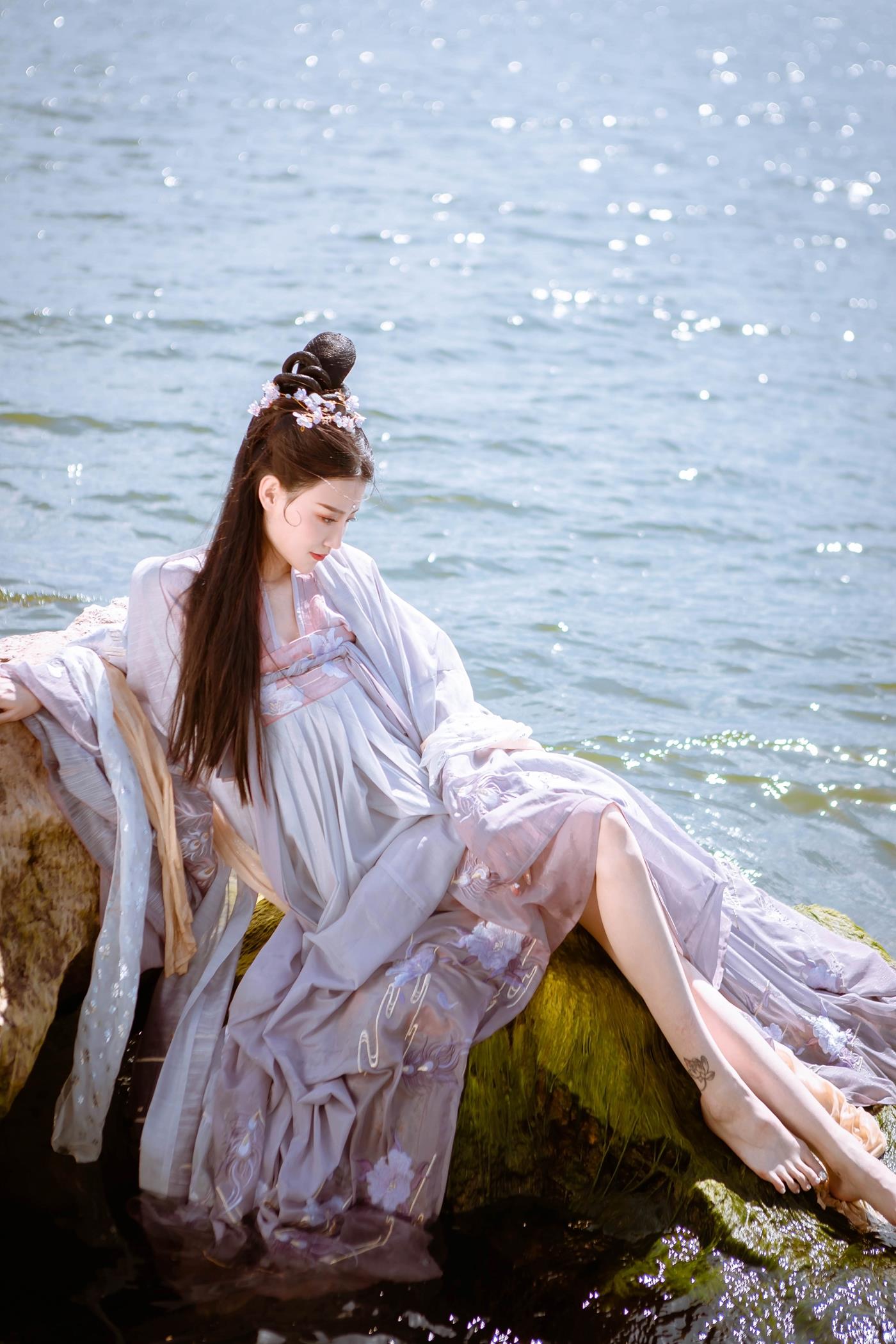 图片[18]-[YITUYU艺图语] 2022.02.06 南国有佳人 婷婷 [25P] – 速更版-美库