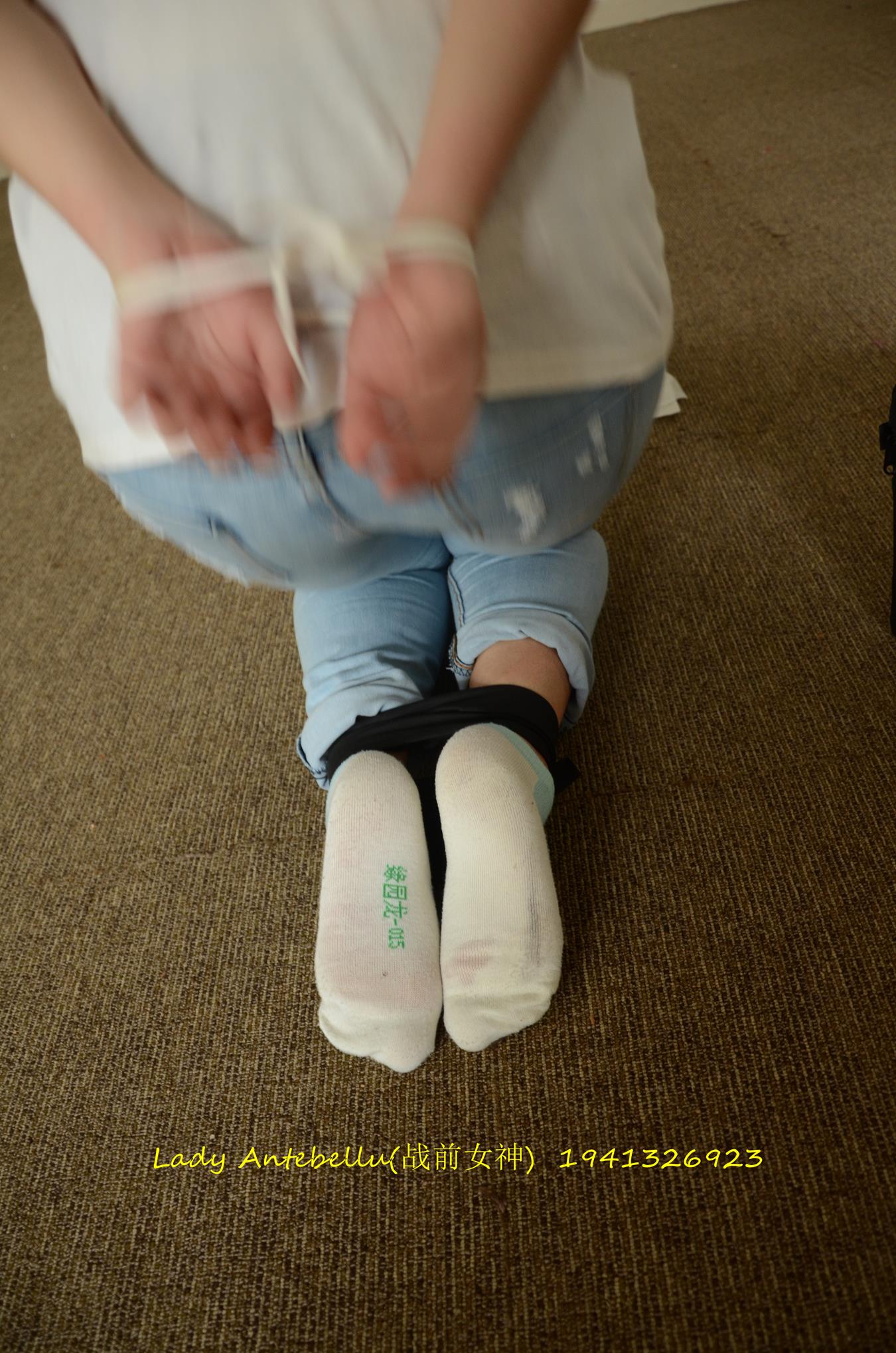 图片[27]-[战前女神] 美腿美足精品摄影套图 037 (2) [90P] – 速更版-美库