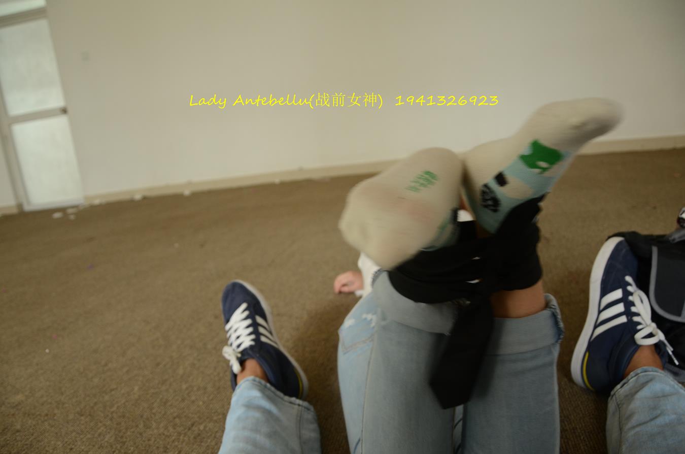 图片[43]-[战前女神] 美腿美足精品摄影套图 037 (2) [90P] – 速更版-美库