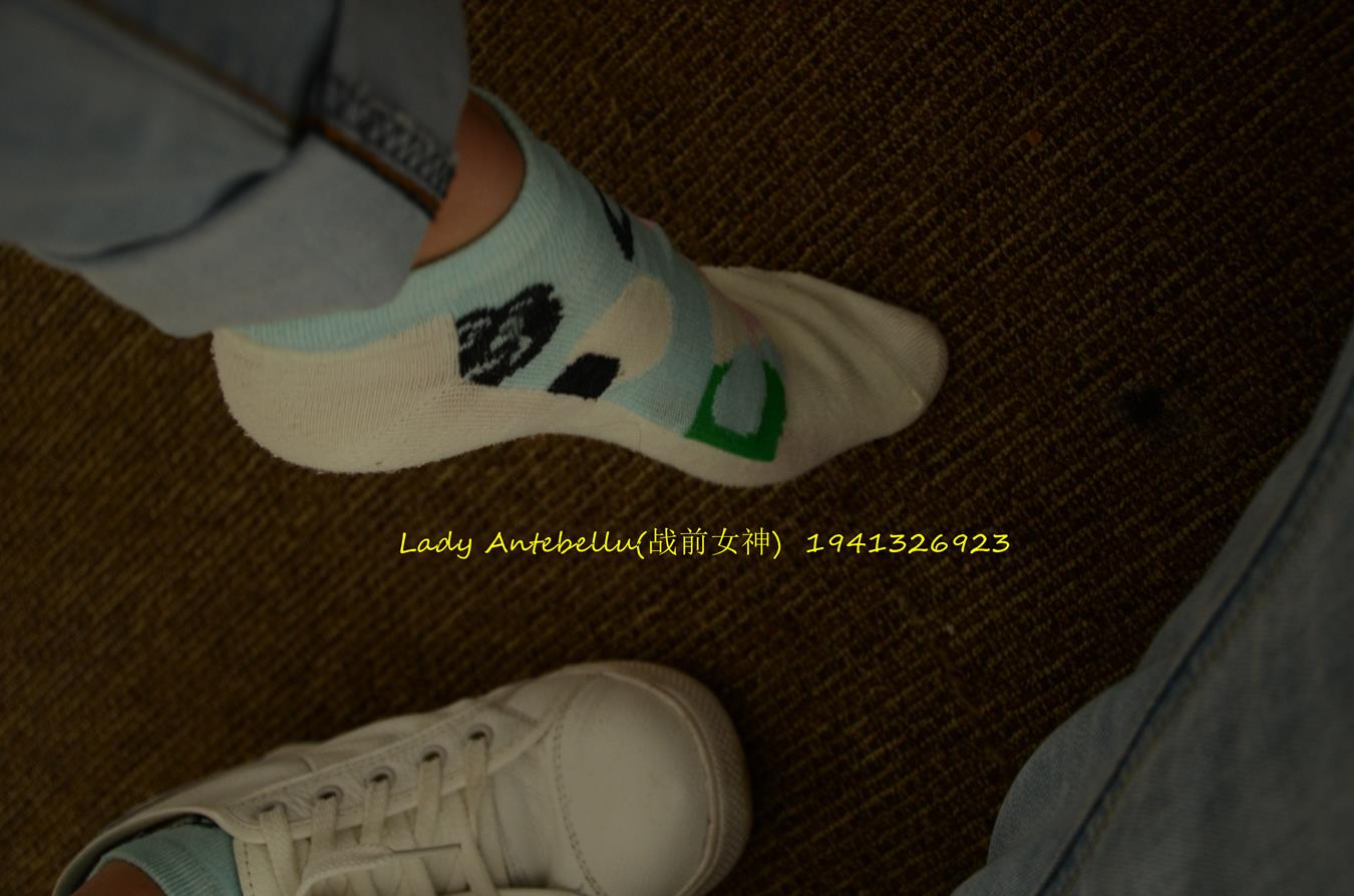 图片[23]-[战前女神] 美腿美足精品摄影套图 037 (1) [92P] – 速更版-美库