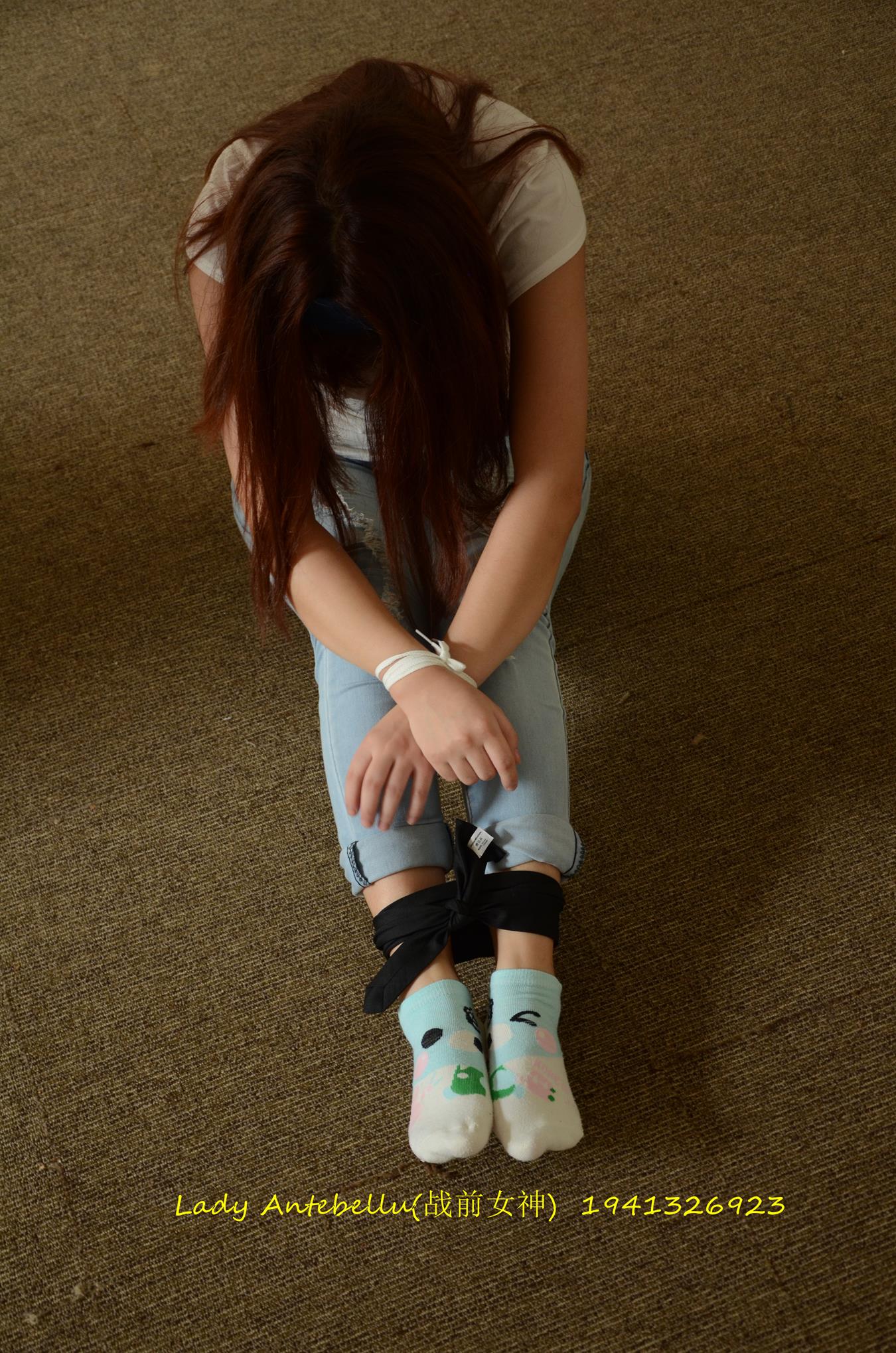 图片[54]-[战前女神] 美腿美足精品摄影套图 037 (1) [92P] – 速更版-美库