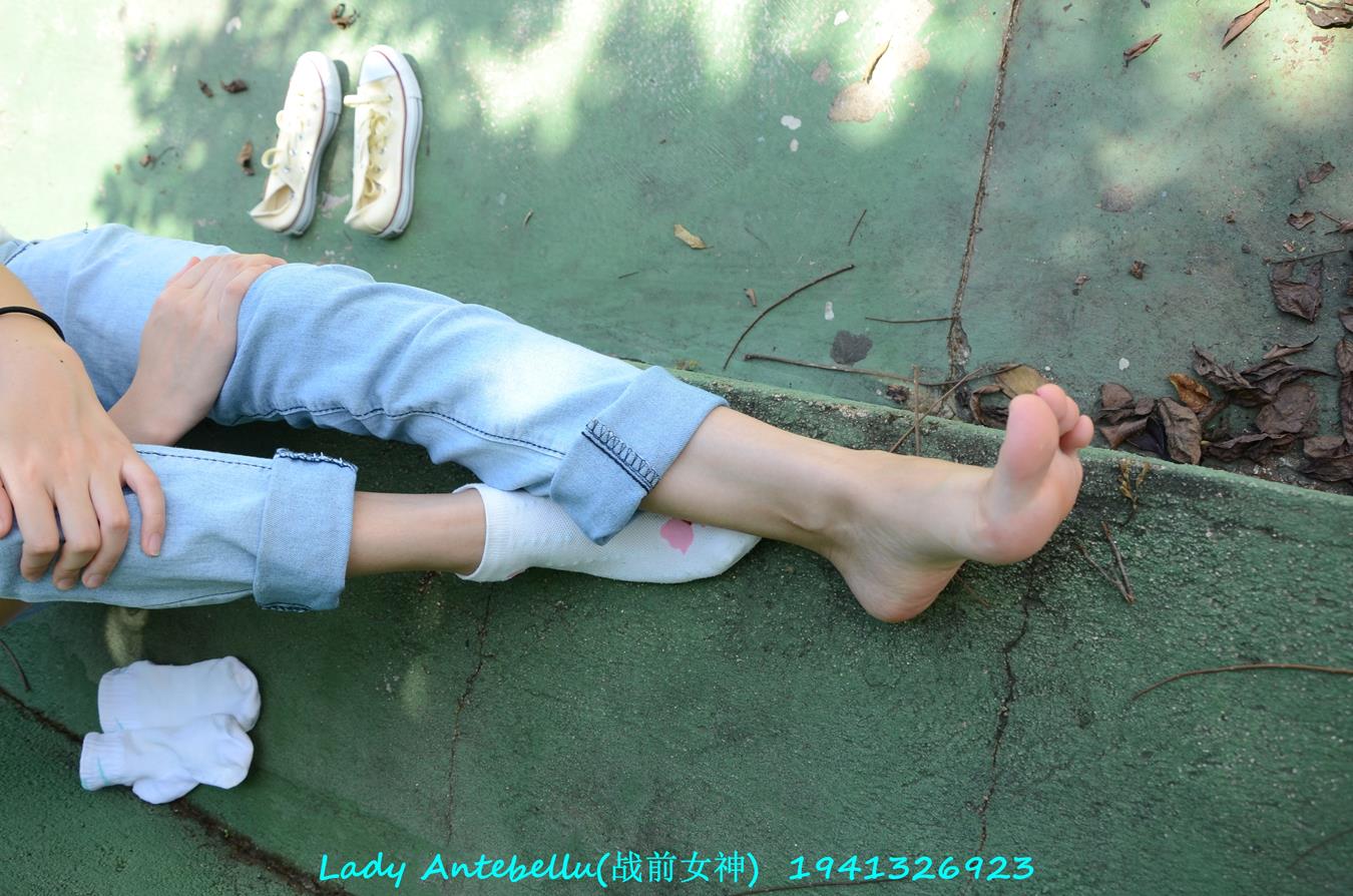 图片[39]-[战前女神] 美腿美足精品摄影套图 038 (3) [47P] – 速更版-美库