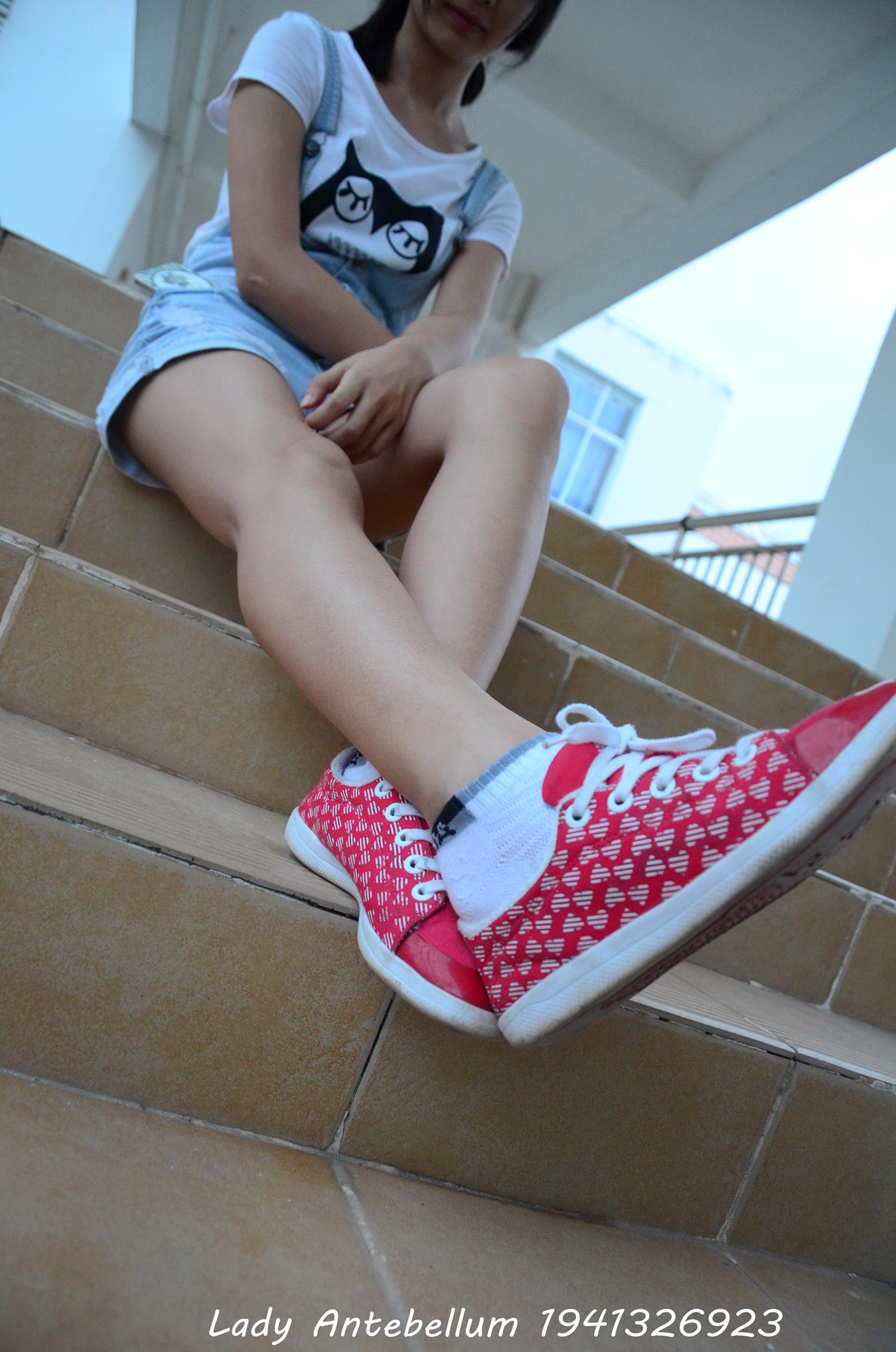 图片[37]-[战前女神] 美腿美足精品摄影套图 039 [37P] – 速更版-美库