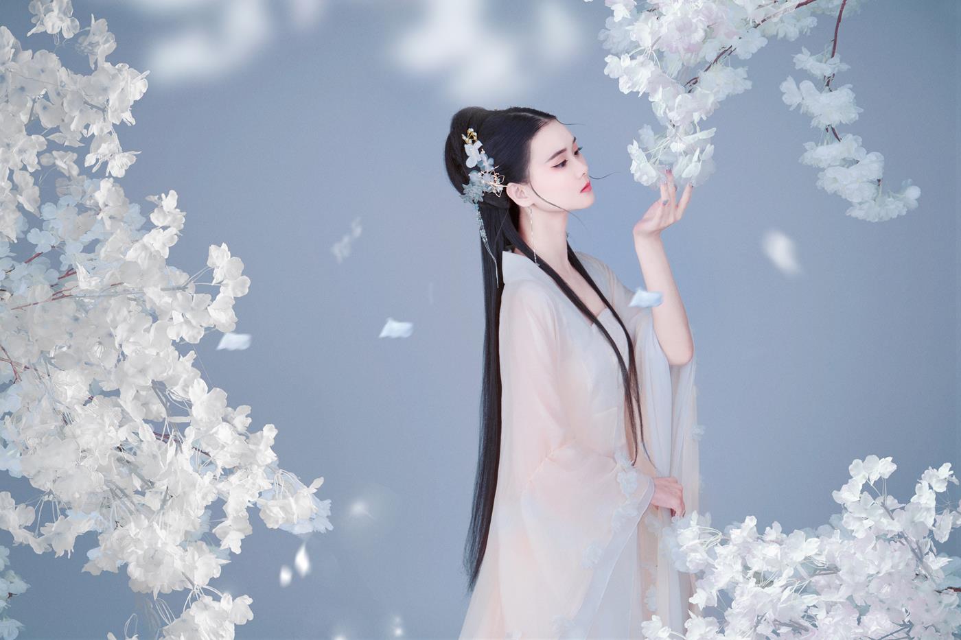 图片[17]-[YITUYU艺图语] 2022.02.07 樱花落 欣宝 [22P] – 速更版-美库