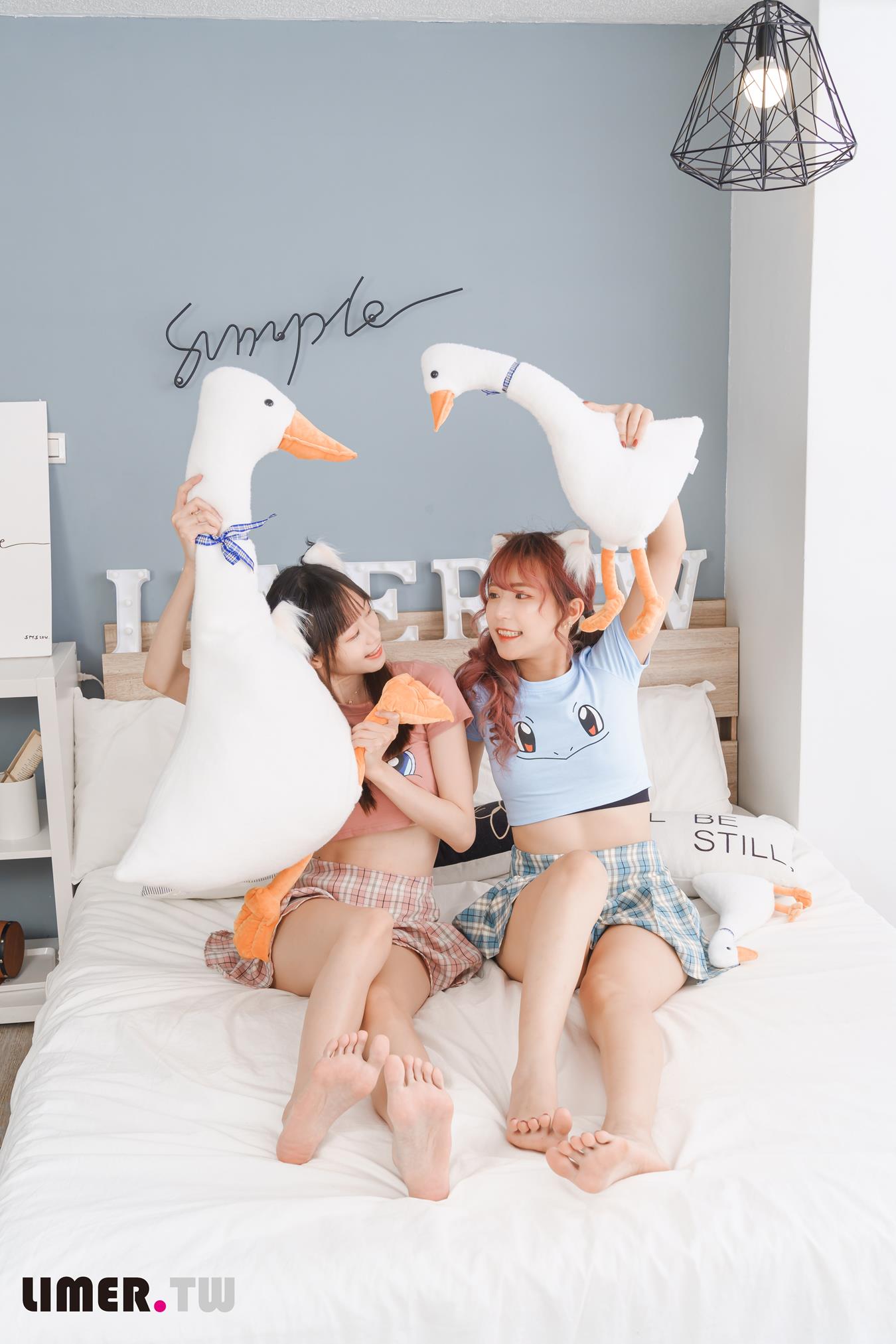 图片[16]-Limerence原创 NO.015 乐朵+小艾-裸足 (1) [82P] – 速更版-美库