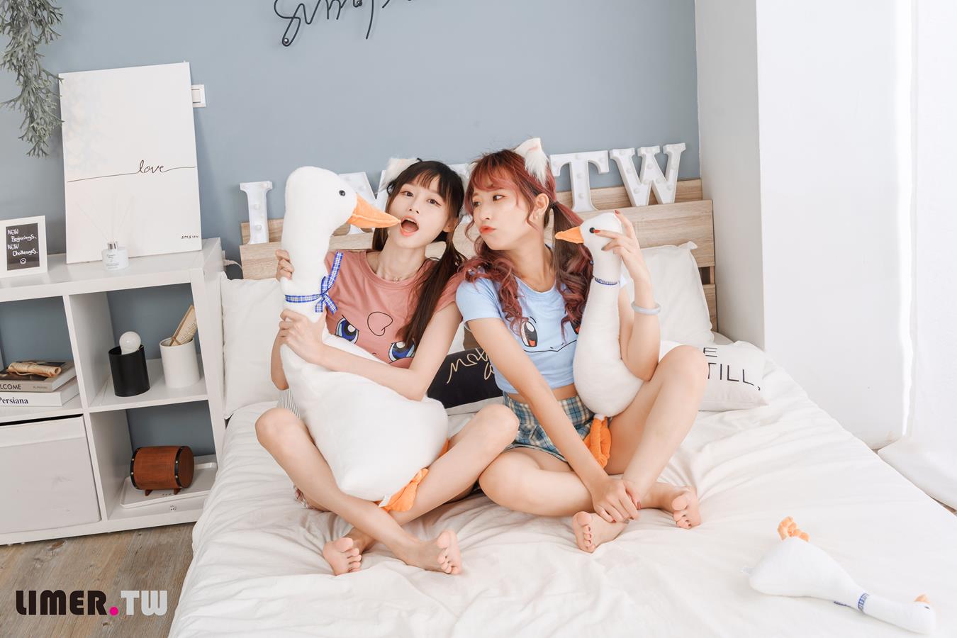 图片[27]-Limerence原创 NO.015 乐朵+小艾-裸足 (1) [82P] – 速更版-美库