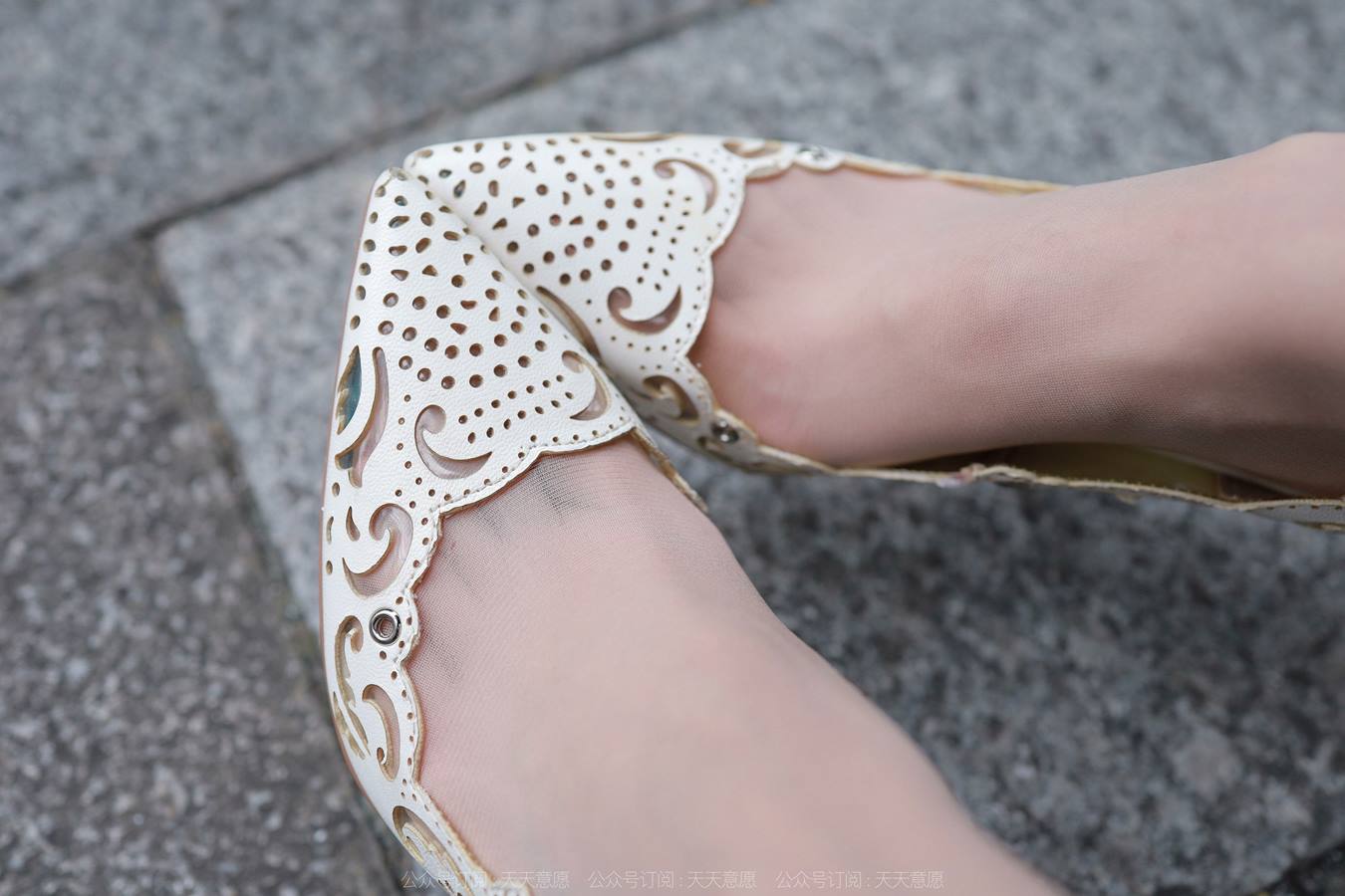 图片[33]-[IESS异思趣向] 2022.07.05 丝享家1138：团团《清新肉丝》[84P] – 速更版-美库