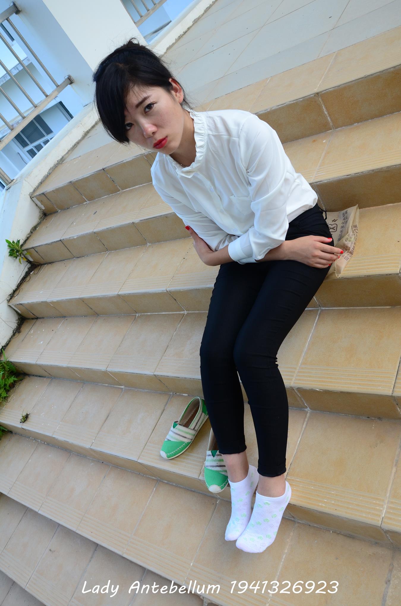 图片[15]-[战前女神] 美腿美足精品摄影套图 040 [117P] – 速更版-美库