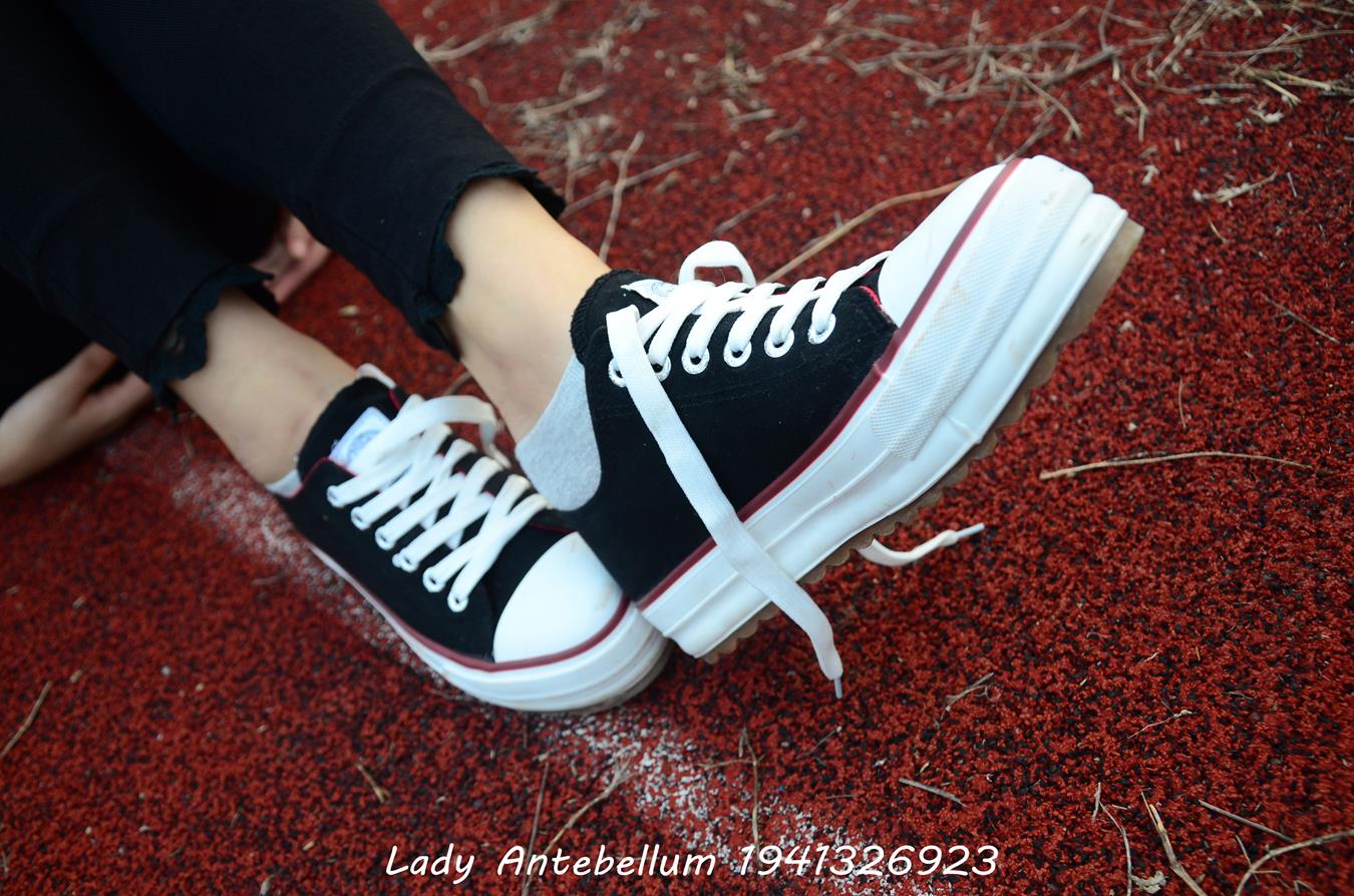 图片[11]-[战前女神] 美腿美足精品摄影套图 041 [92P] – 速更版-美库