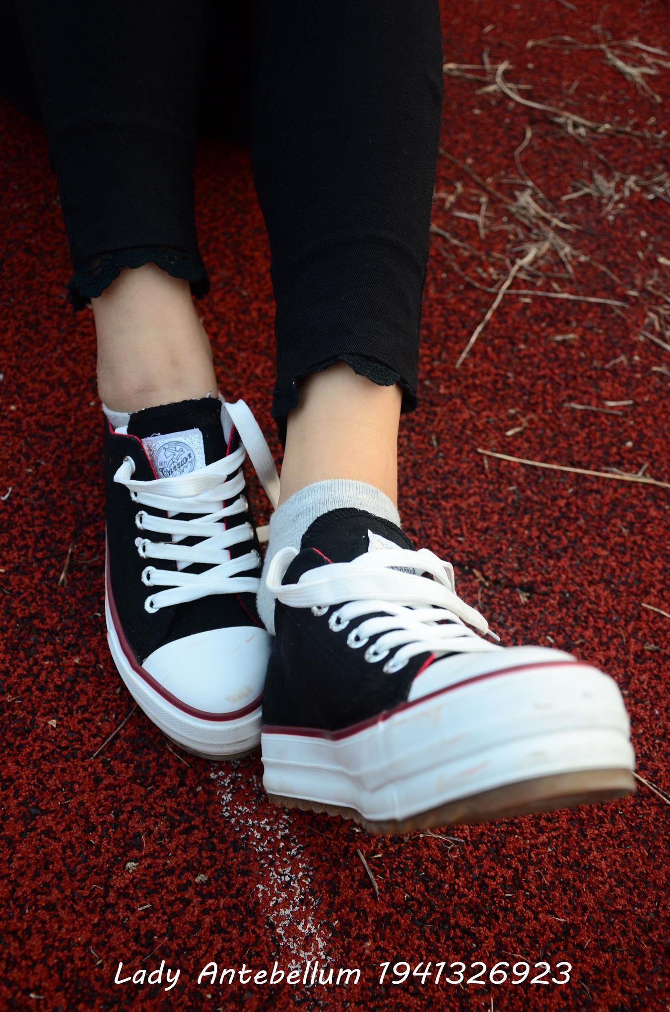 图片[13]-[战前女神] 美腿美足精品摄影套图 041 [92P] – 速更版-美库